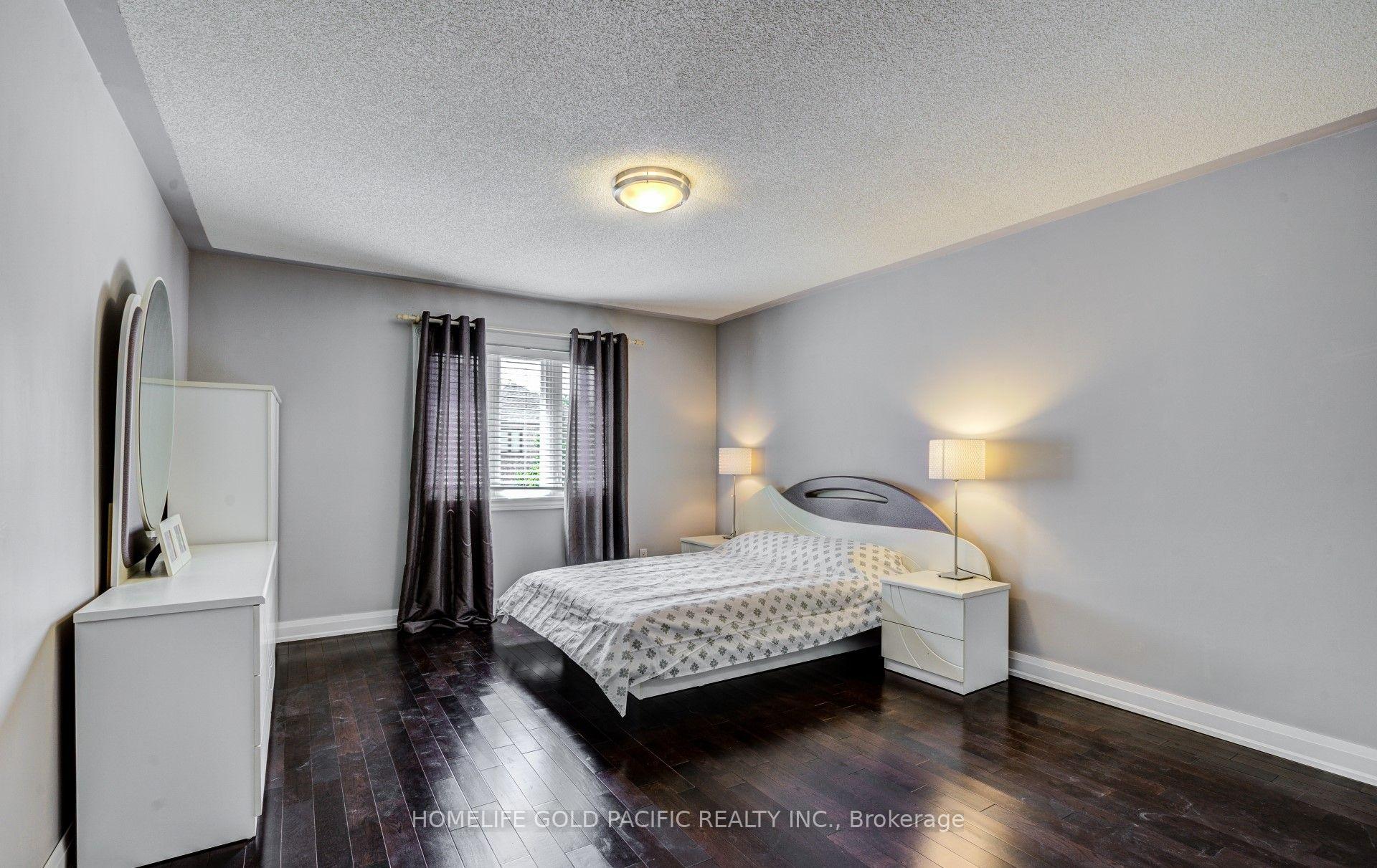 Photo 15 of 101 Clarendon Drive, Richmond Hill, Bayview Hill — HOMEH