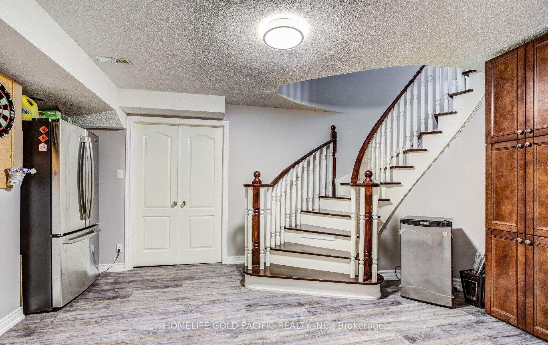 Photo 18 of 101 Clarendon Drive, Richmond Hill, Bayview Hill — HOMEH
