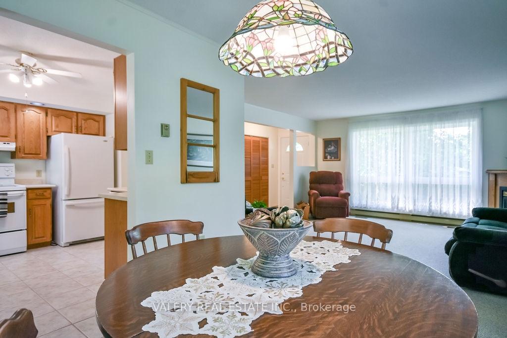 Photo 8 of 215 Fraser Street, Gravenhurst, Muskoka (S) — HOMEH