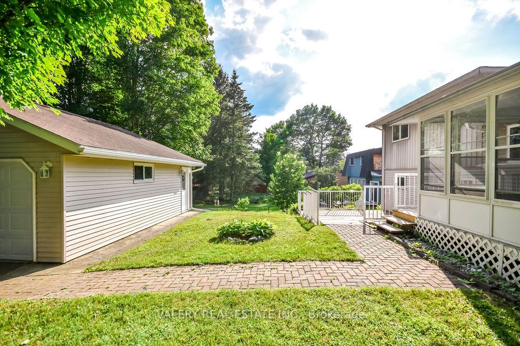 Photo 29 of 215 Fraser Street, Gravenhurst, Muskoka (S) — HOMEH