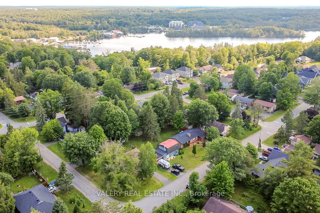 Photo 32 of 215 Fraser Street, Gravenhurst, Muskoka (S) — HOMEH
