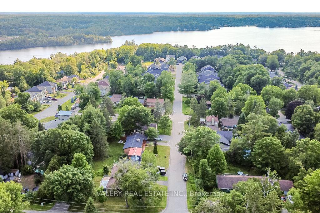 Photo 33 of 215 Fraser Street, Gravenhurst, Muskoka (S) — HOMEH