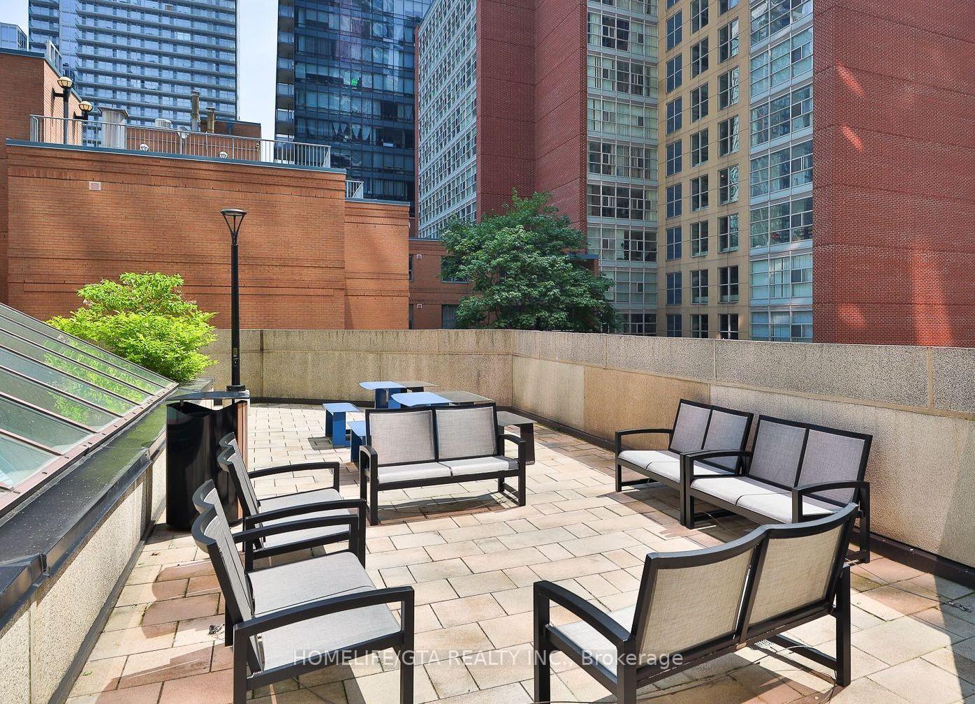Photo 15 of Unit 3103, 1001 Bay Street, Toronto, Bay Street Corridor — HOMEH