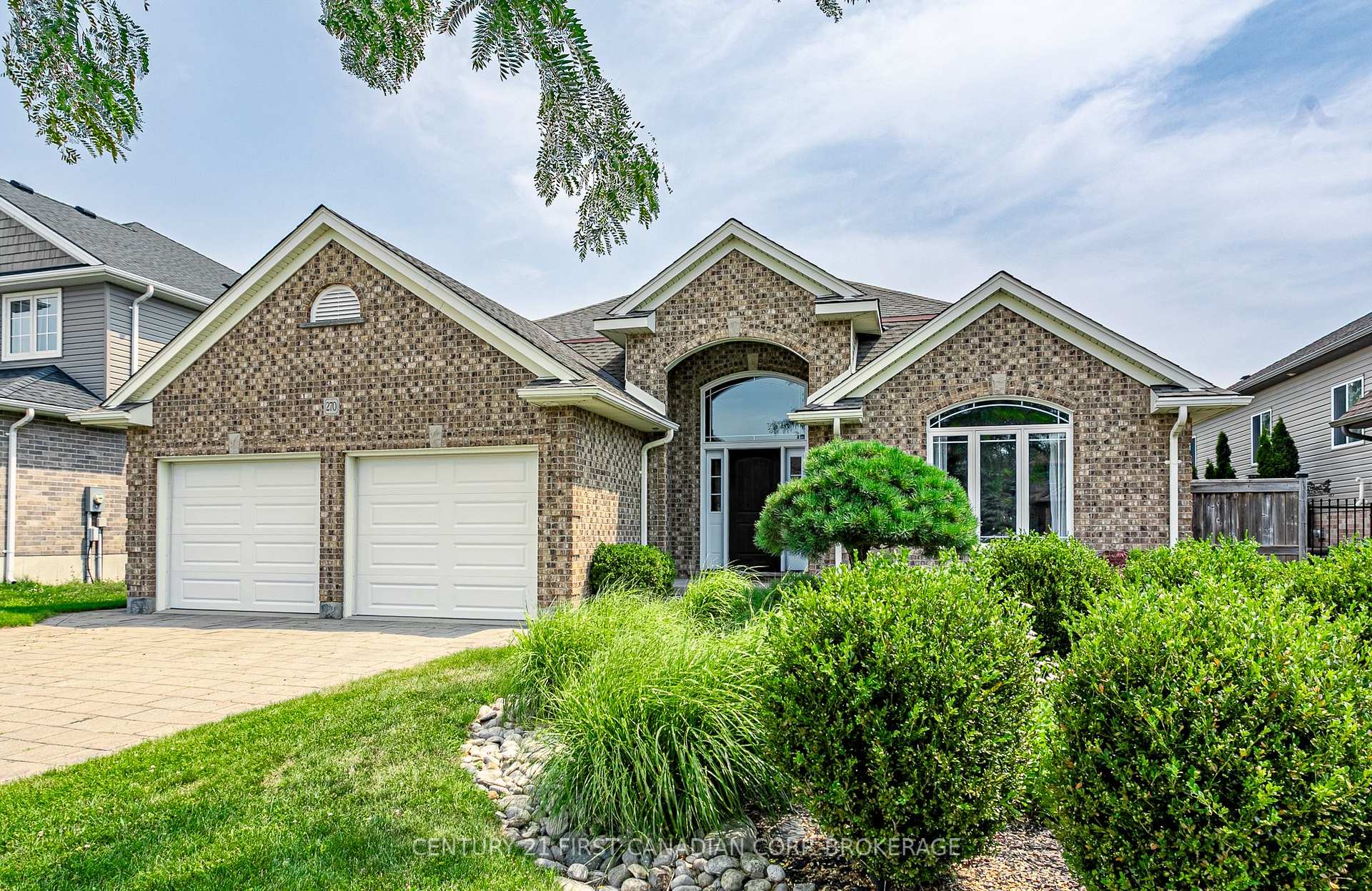 Photo 2 of 270 Boyd Boulevard, Zorra, Thamesford — HOMEH