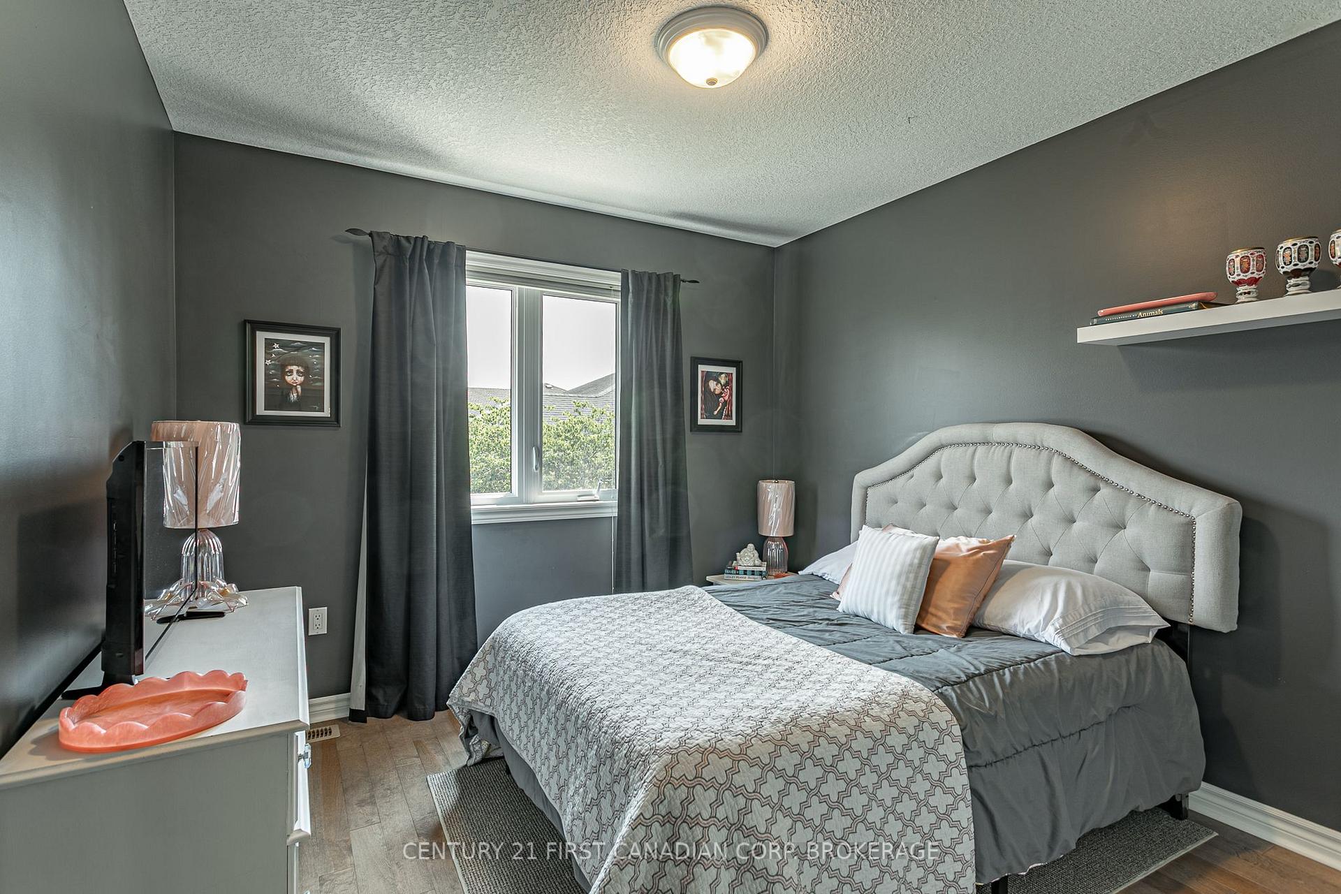 Photo 13 of 270 Boyd Boulevard, Zorra, Thamesford — HOMEH