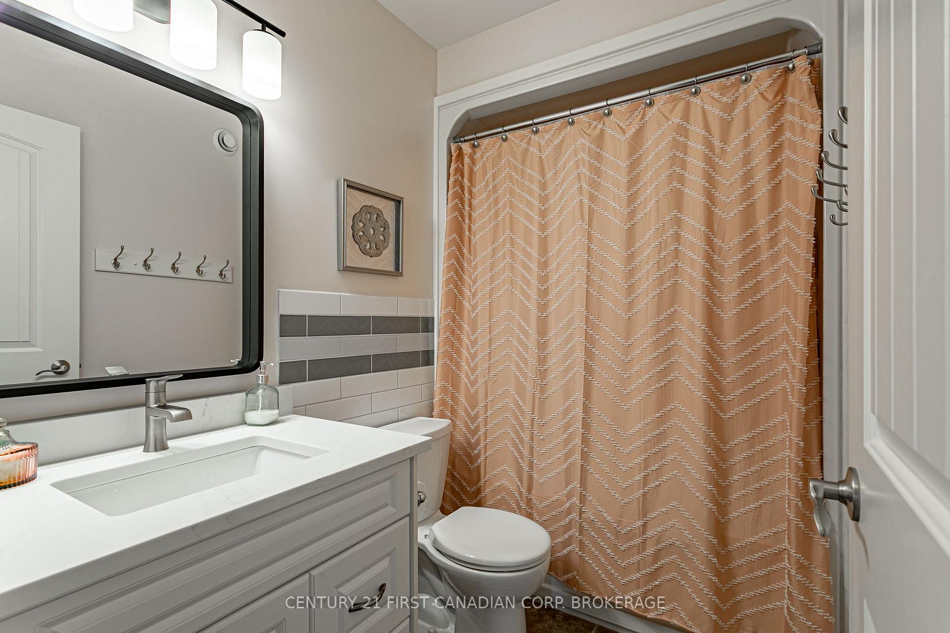 Photo 17 of 270 Boyd Boulevard, Zorra, Thamesford — HOMEH