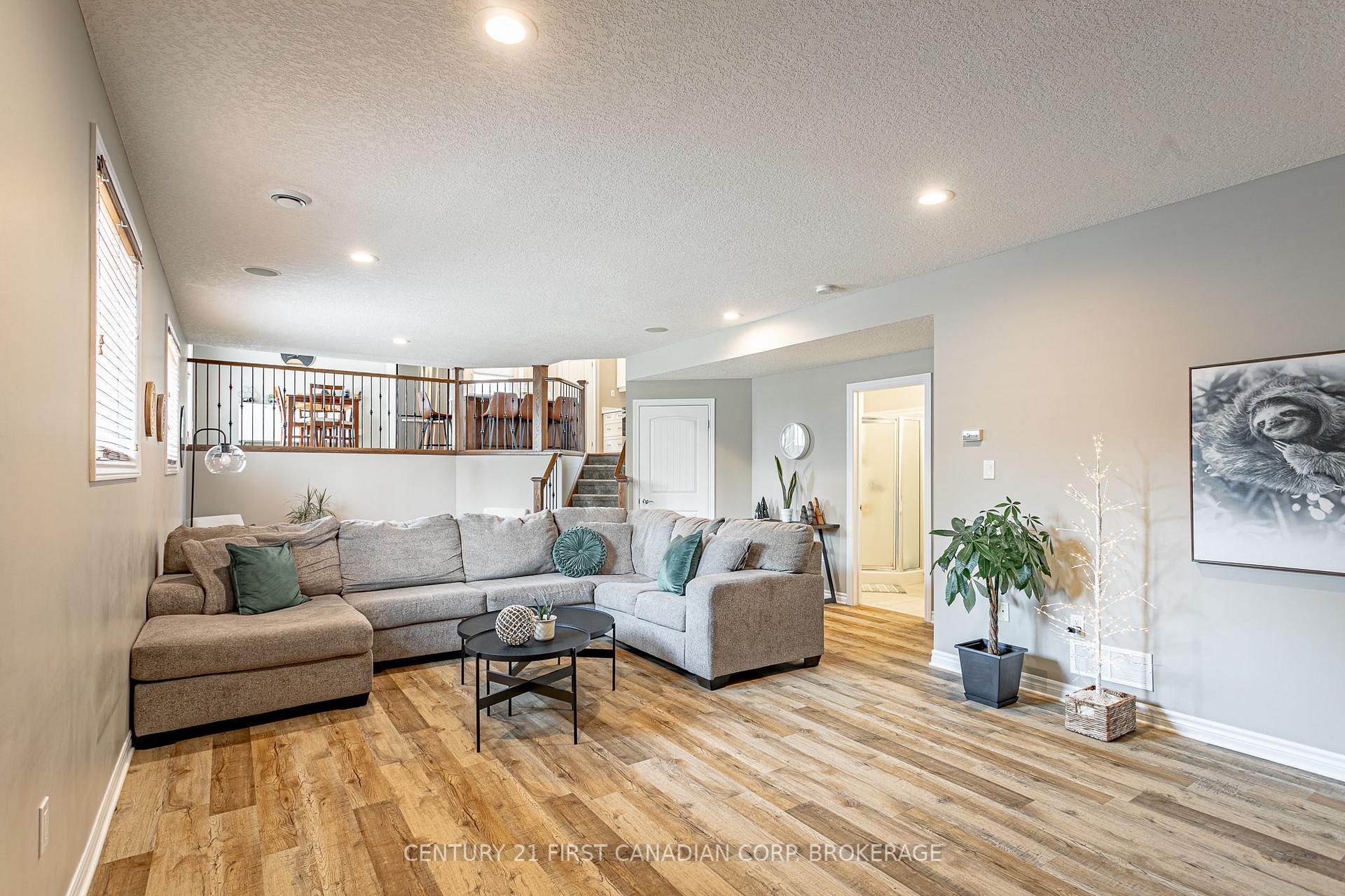 Photo 23 of 270 Boyd Boulevard, Zorra, Thamesford — HOMEH