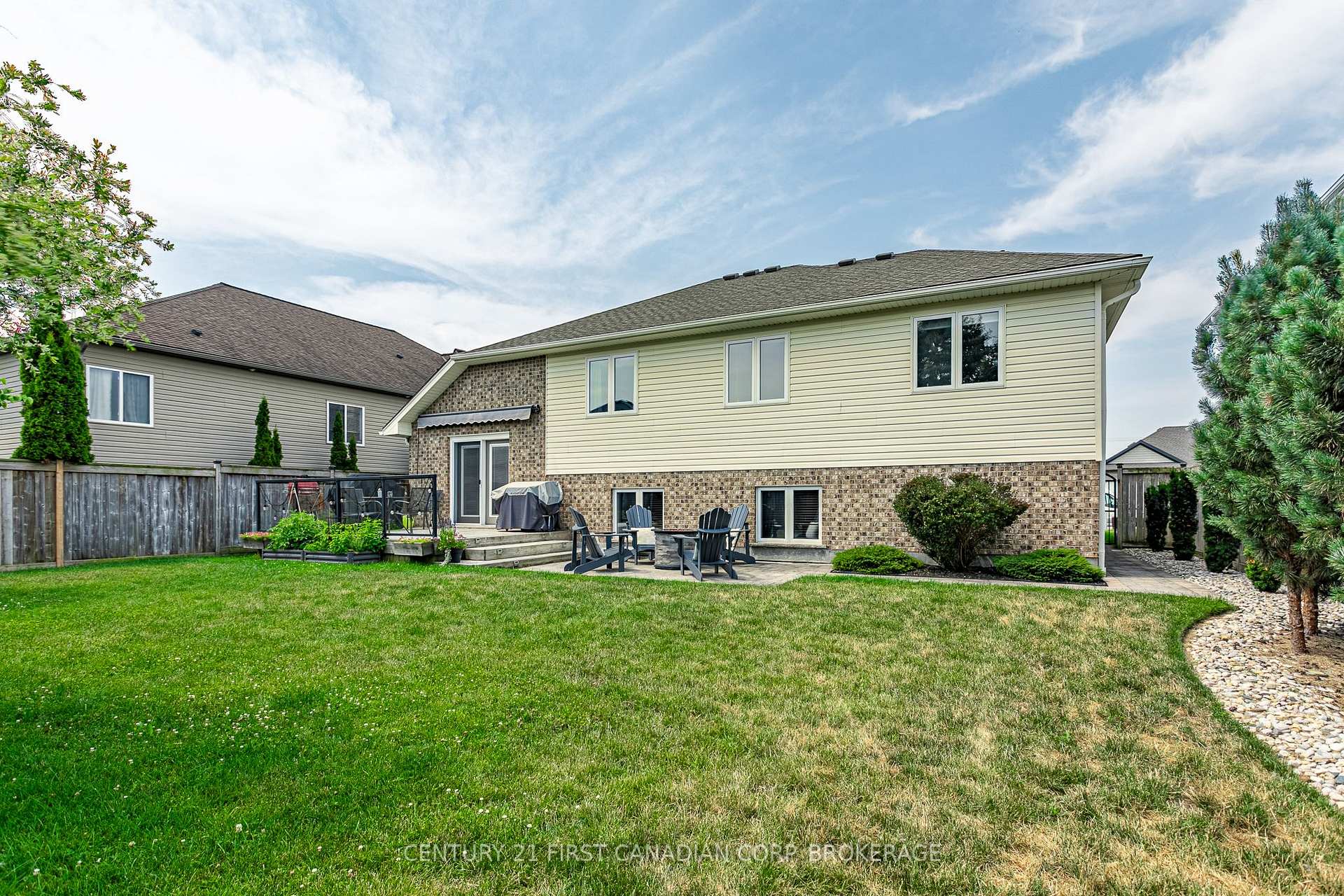Photo 29 of 270 Boyd Boulevard, Zorra, Thamesford — HOMEH