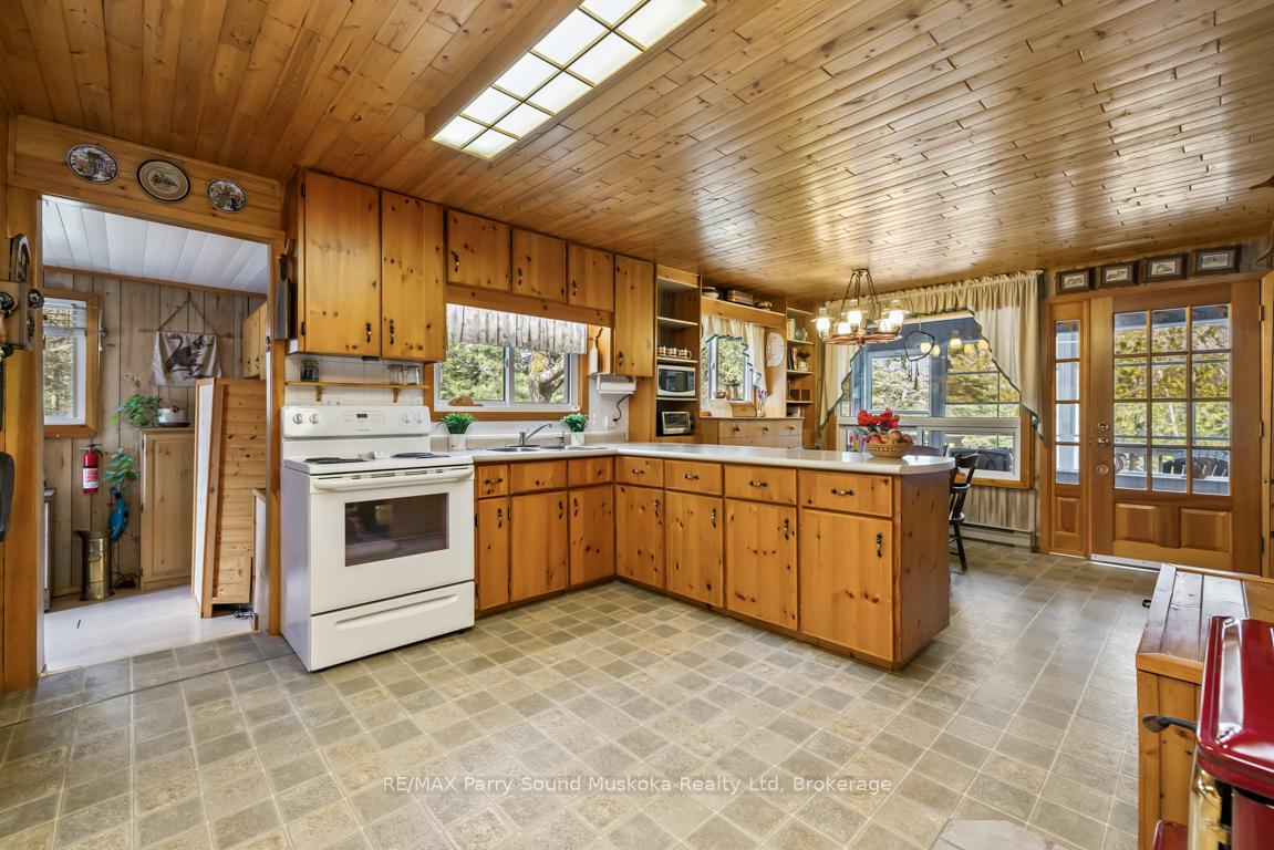 Photo 17 of 408 Chur Lee Road, Whitestone, Hagerman — HOMEH