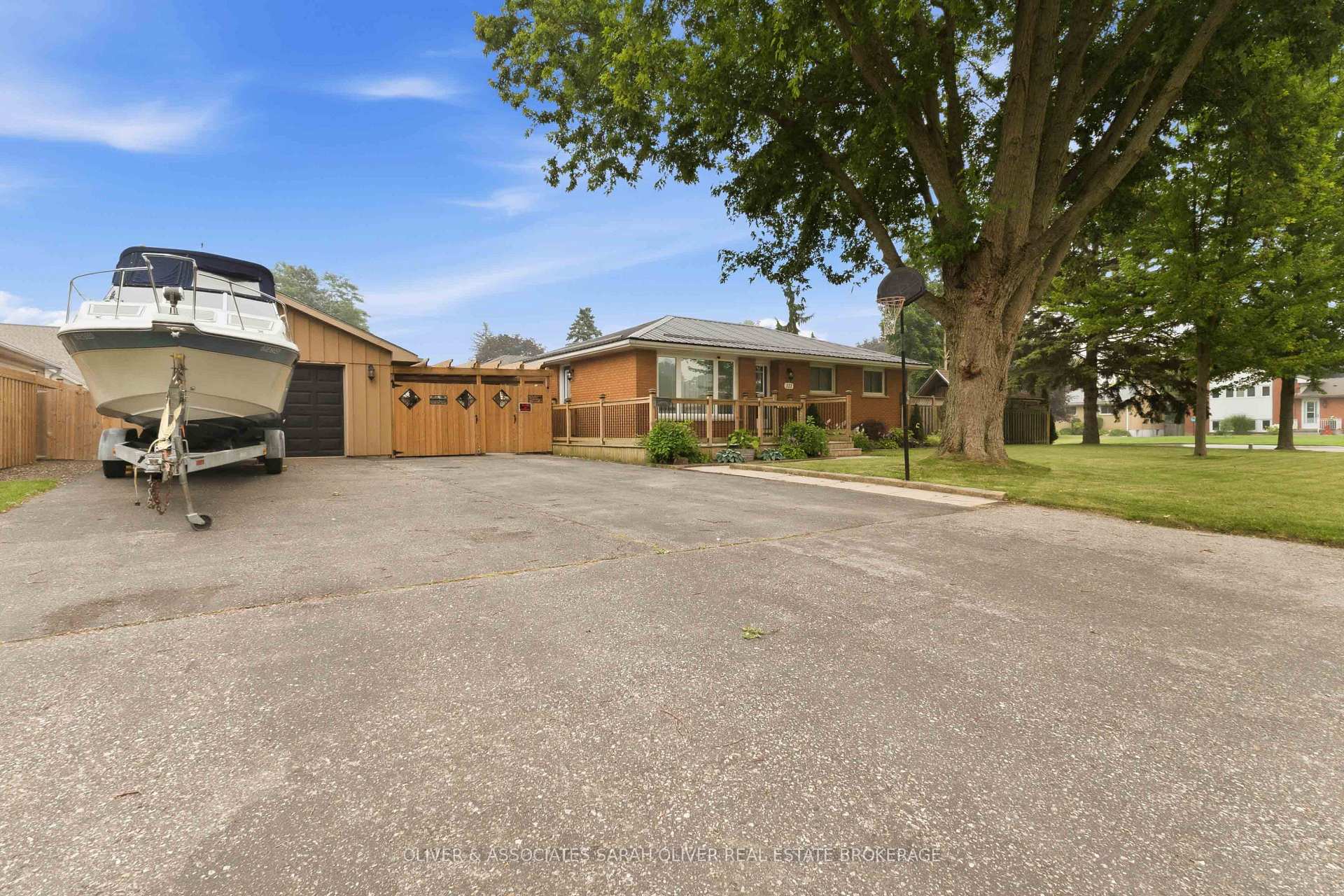 Photo 3 of 111 Treelawn Avenue, Aylmer — HOMEH