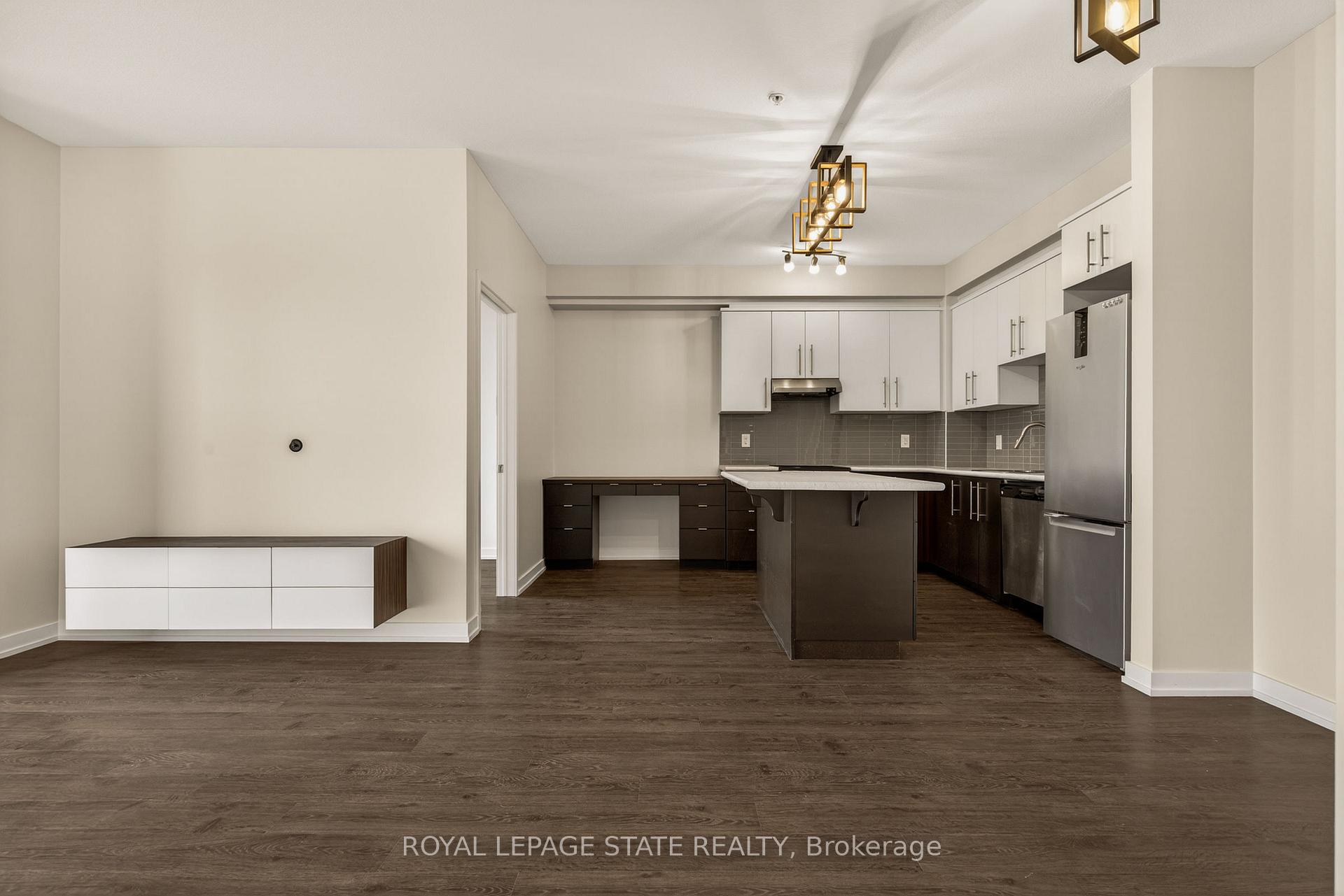 Photo 12 of Unit 308, 520 North Service Road, Grimsby, Grimsby Beach — HOMEH