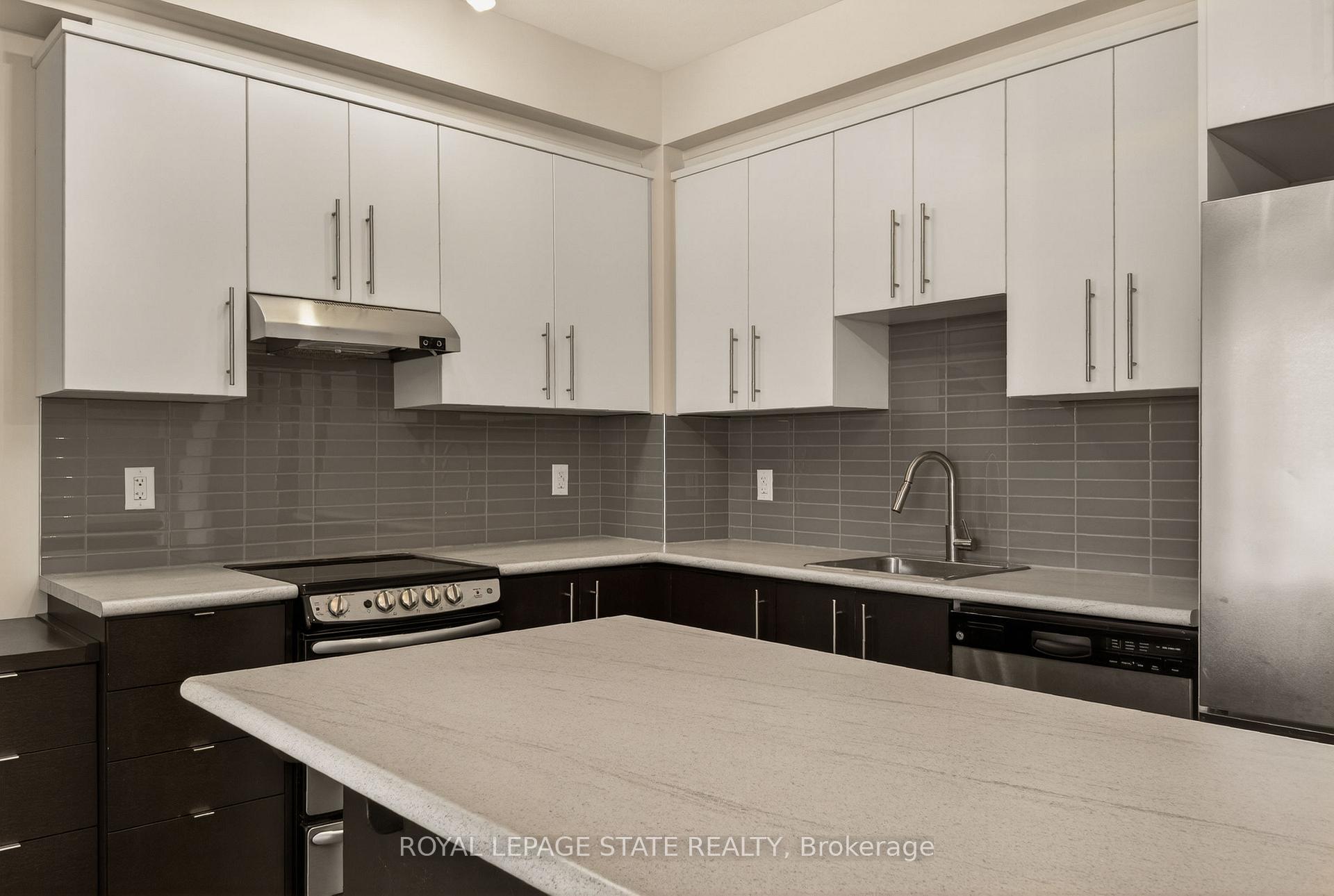 Photo 16 of Unit 308, 520 North Service Road, Grimsby, Grimsby Beach — HOMEH
