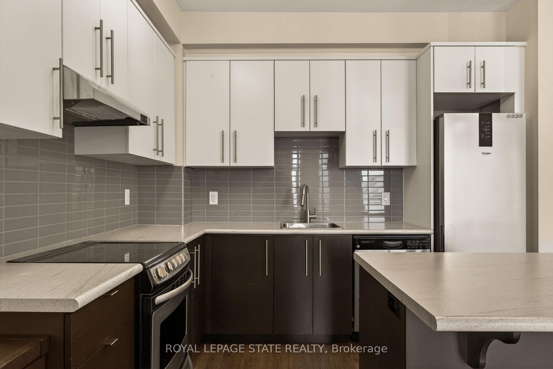 Photo 18 of Unit 308, 520 North Service Road, Grimsby, Grimsby Beach — HOMEH