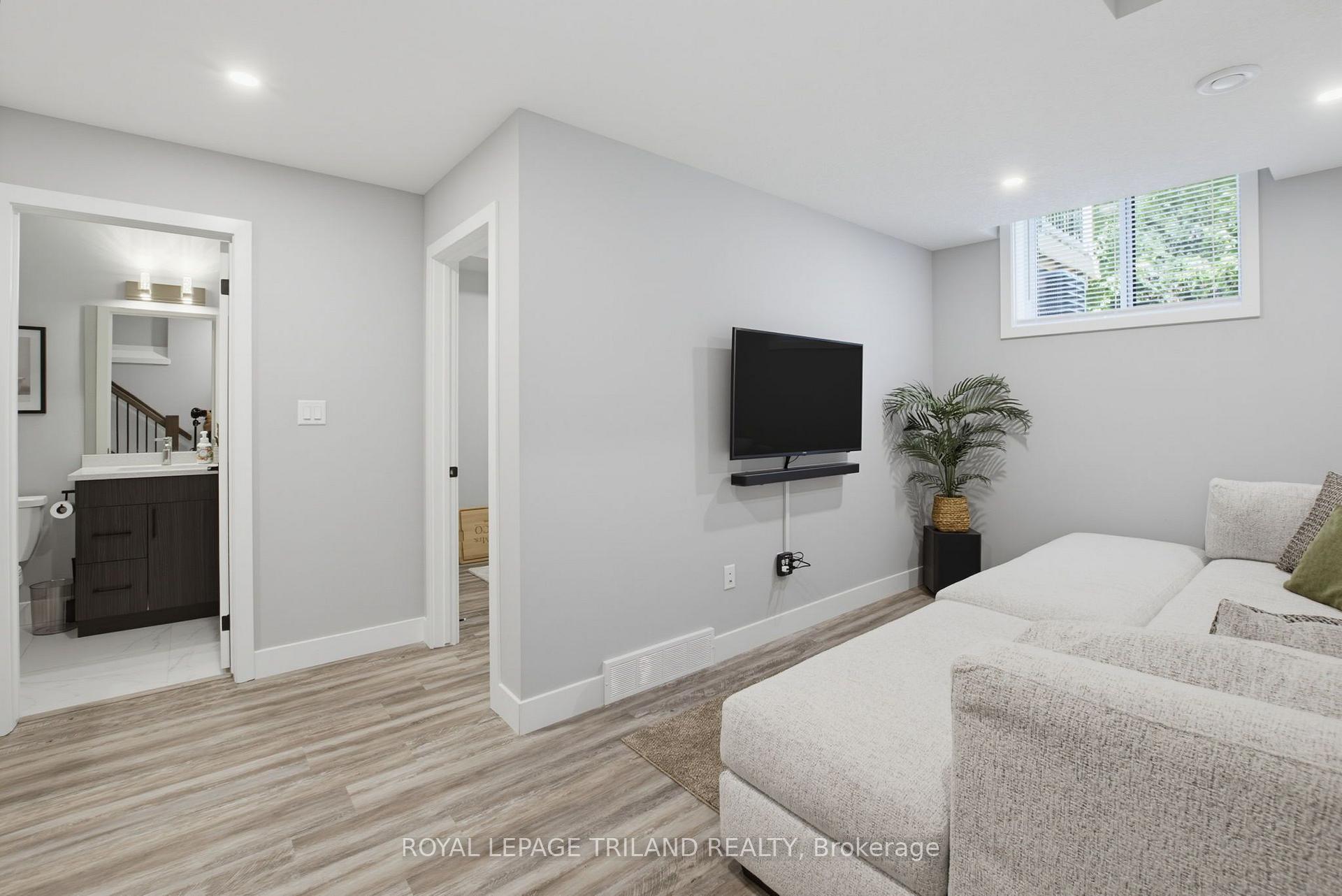 Photo 30 of Unit 14, 3557 Colonel Talbot Road, London, South V — HOMEH