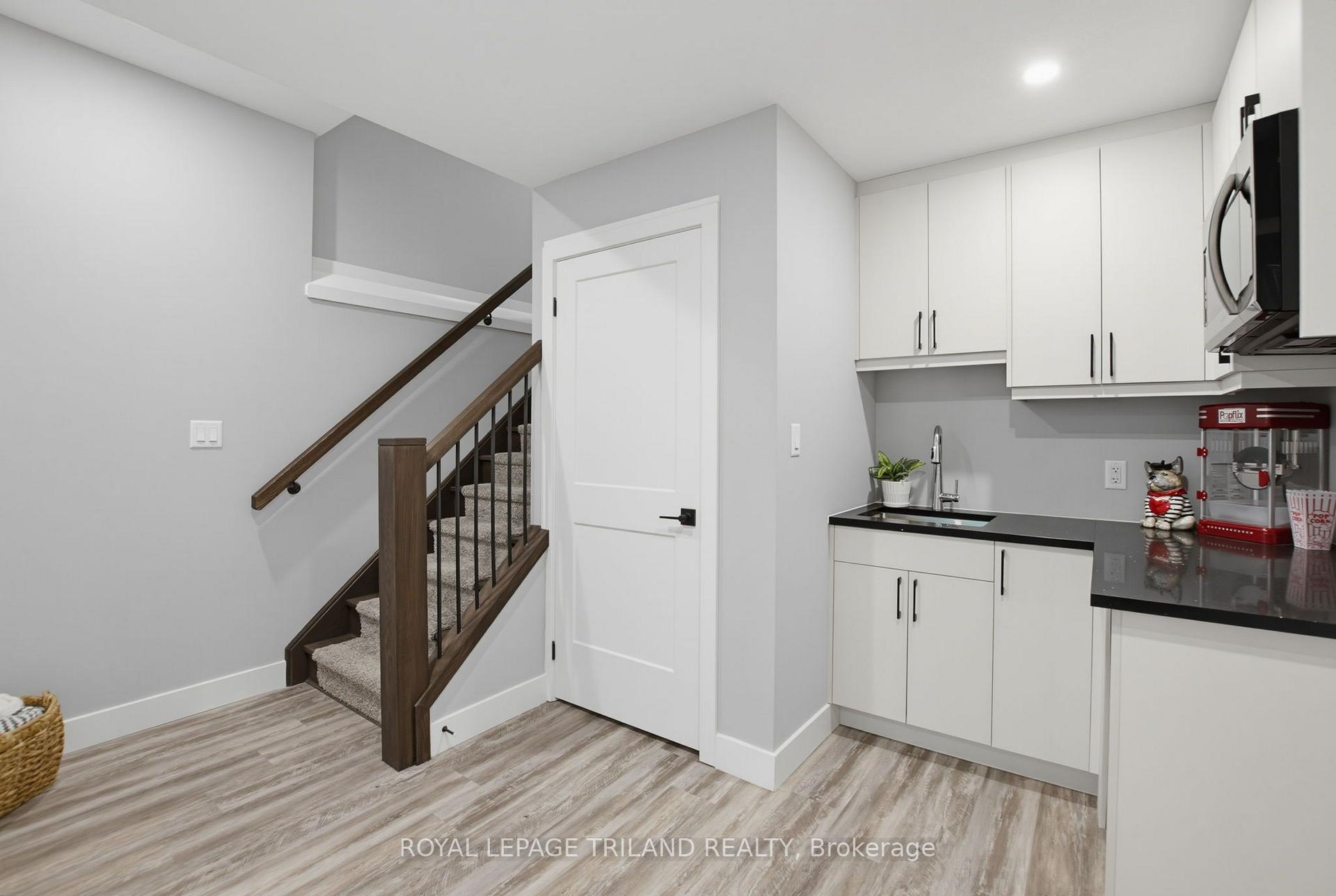 Photo 32 of Unit 14, 3557 Colonel Talbot Road, London, South V — HOMEH