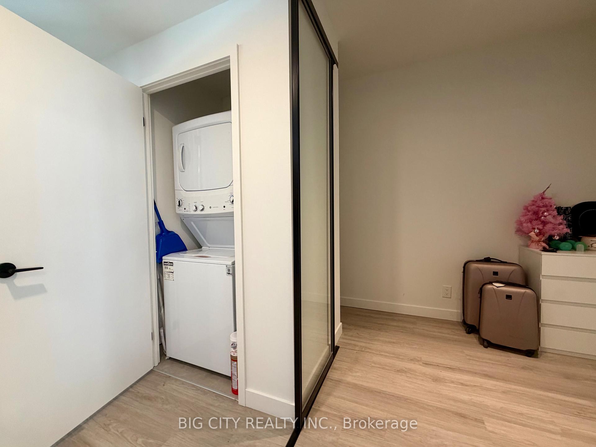 Photo 12 of Unit 341, 1050 Eastern Avenue, Toronto, The Beaches — HOMEH