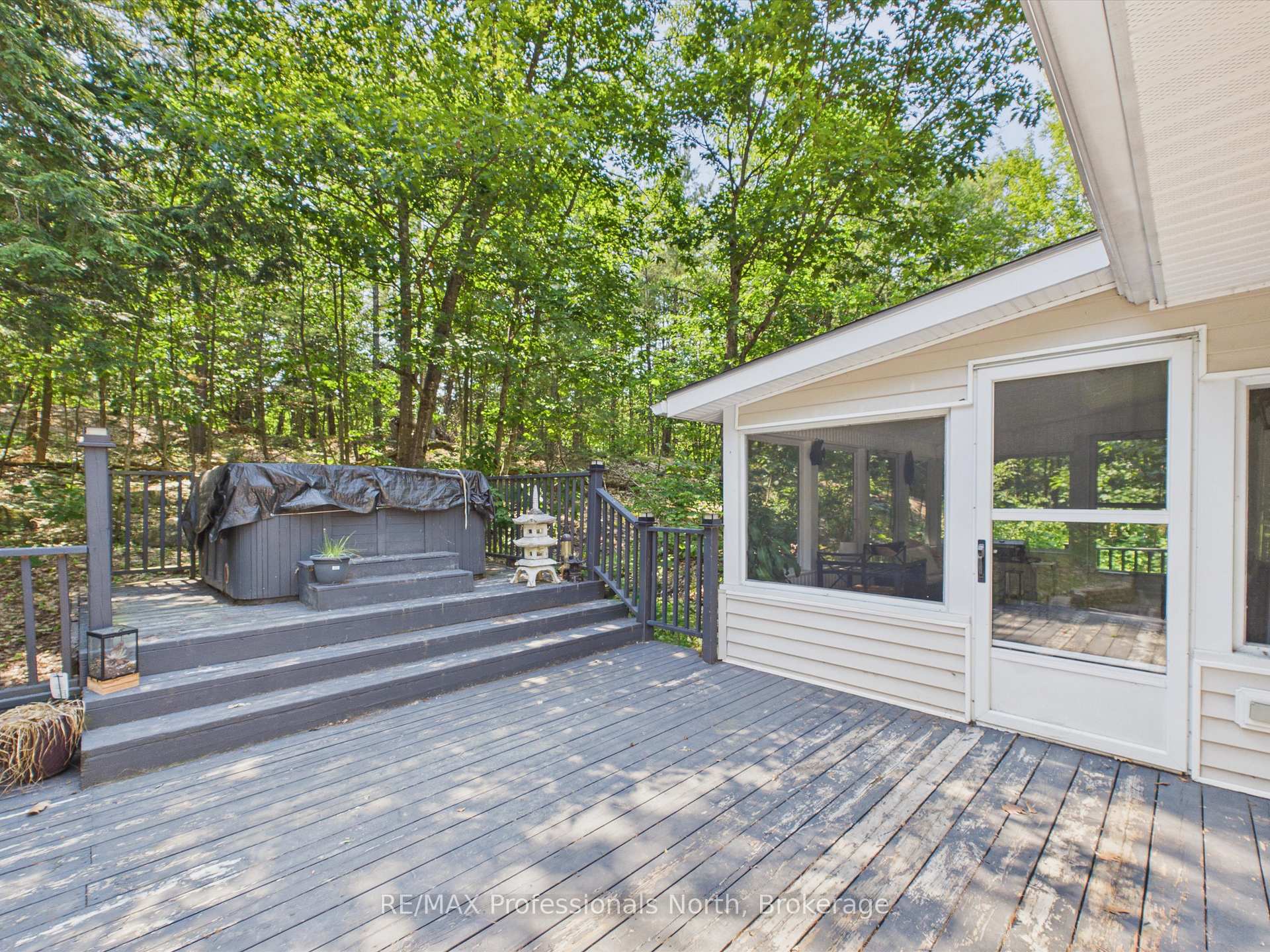 Photo 27 of 800 Manitoba Street, Bracebridge, Macaulay — HOMEH