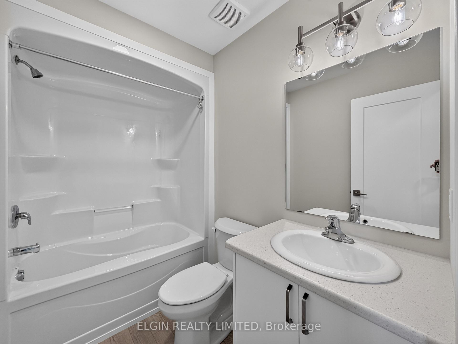 Photo 17 of 30 Hemlock Crescent, Aylmer — HOMEH