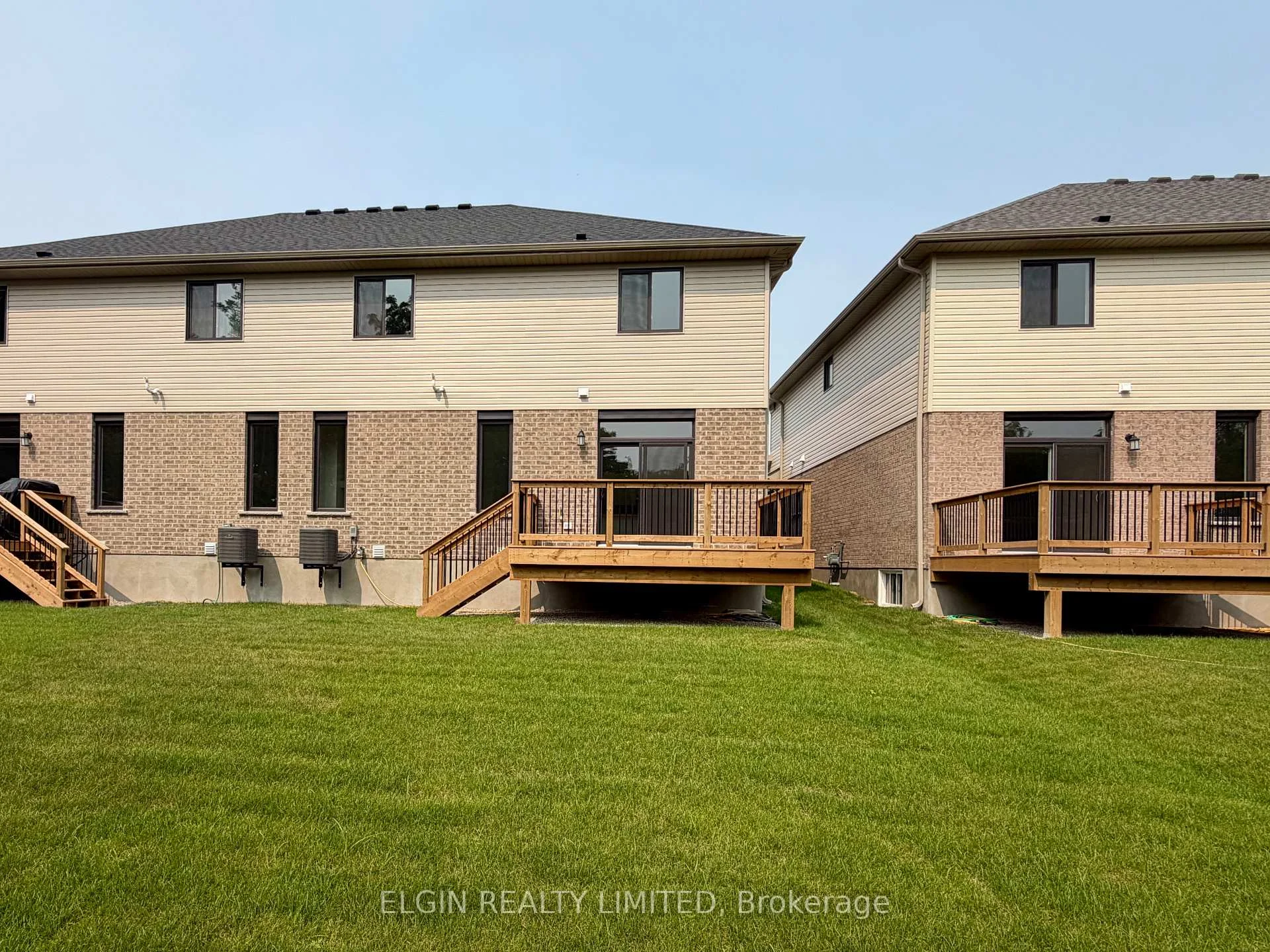 Photo 3 of 30 Hemlock Crescent, Aylmer — HOMEH