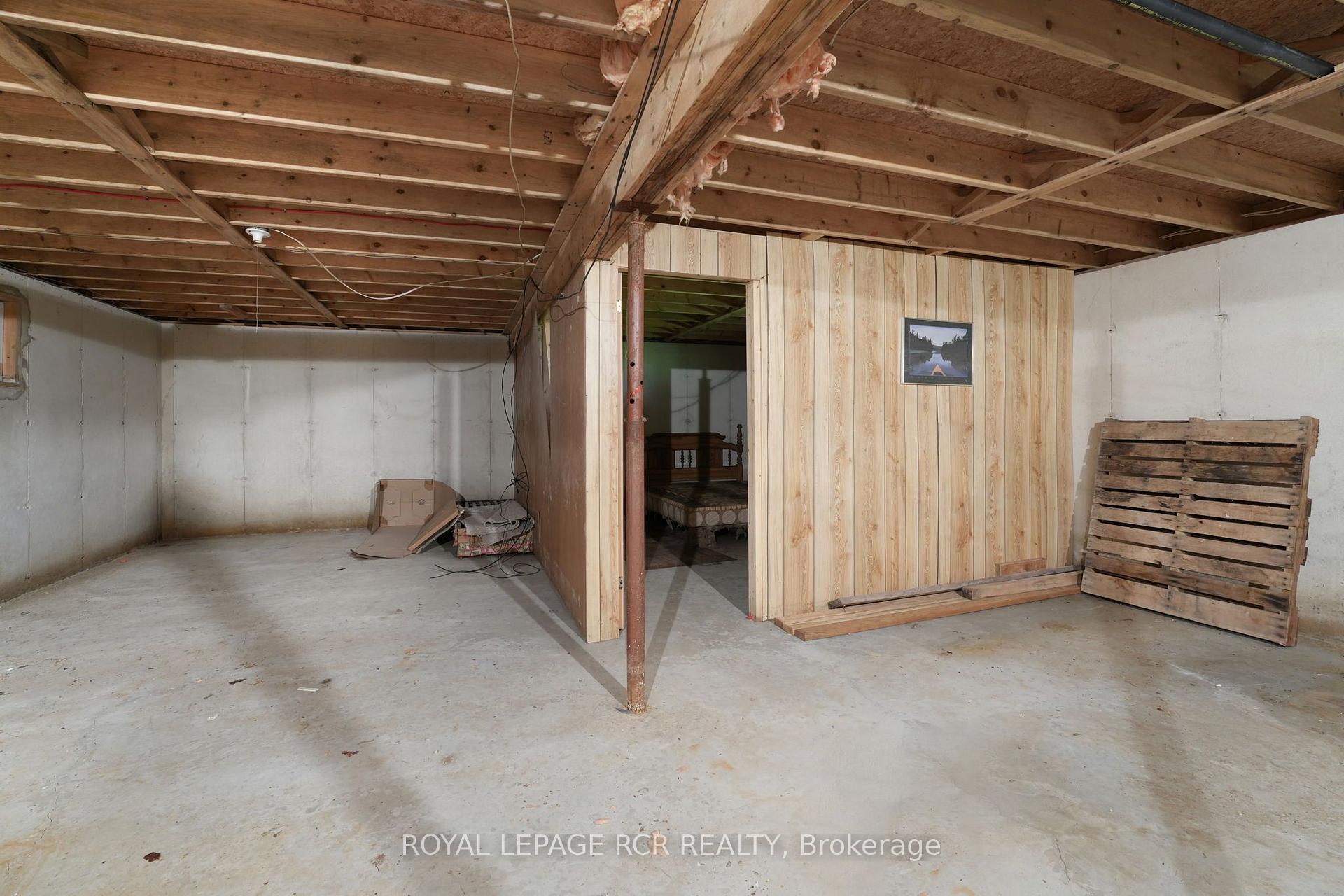Photo 23 of 1101 Peter Road, Bracebridge, Macaulay — HOMEH