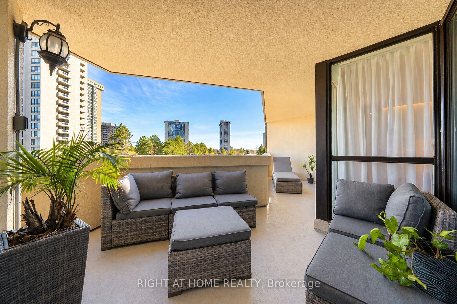 Photo 29 of Unit 501, 85 Skymark Drive, North York, Hillcrest Village — HOMEH