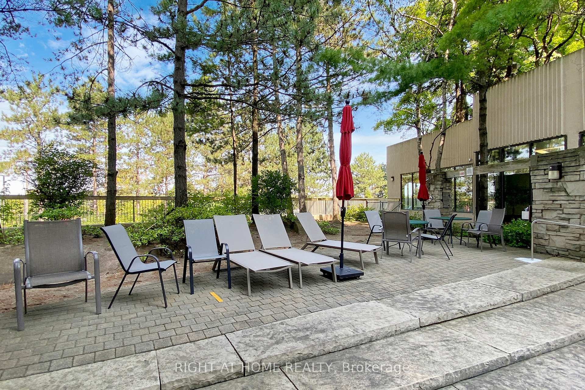 Photo 31 of Unit 501, 85 Skymark Drive, North York, Hillcrest Village — HOMEH