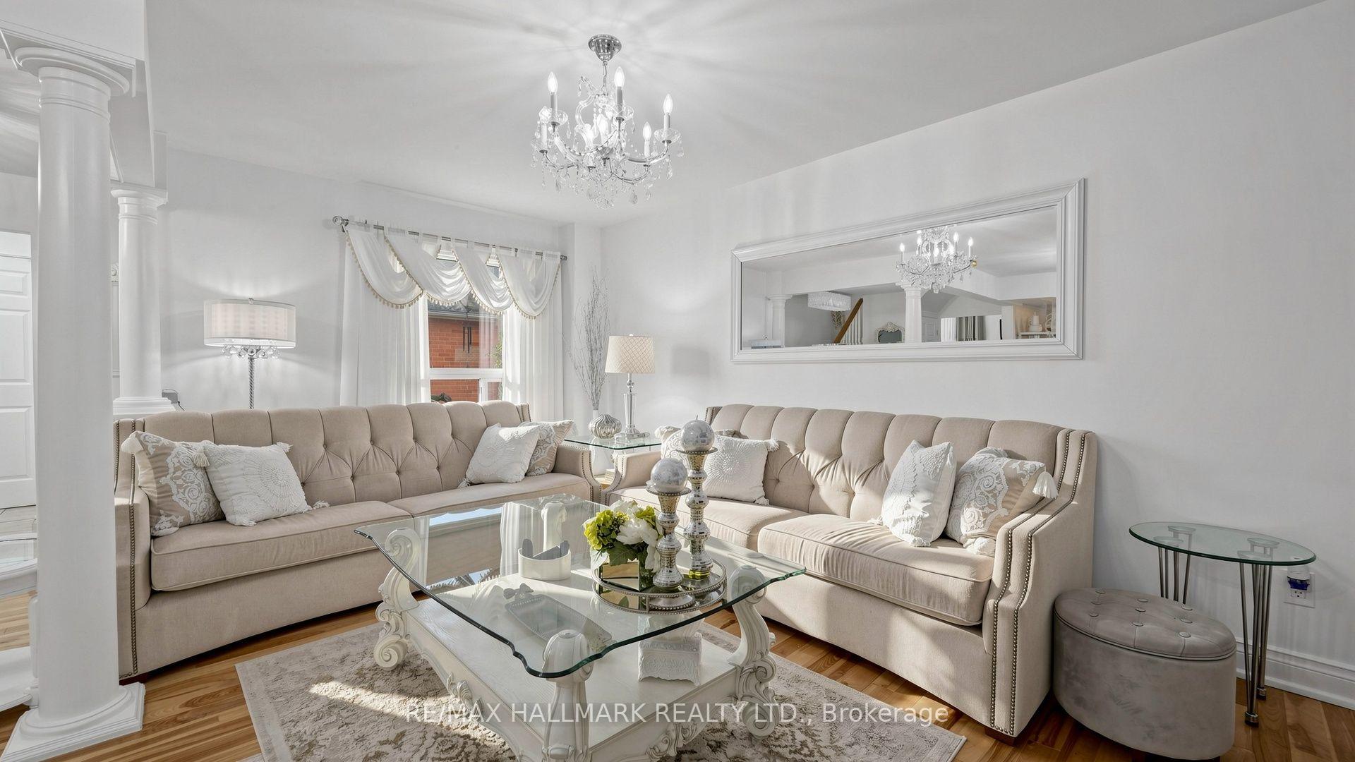 Photo 4 of 25 Wicks Drive, Ajax, Central East — HOMEH