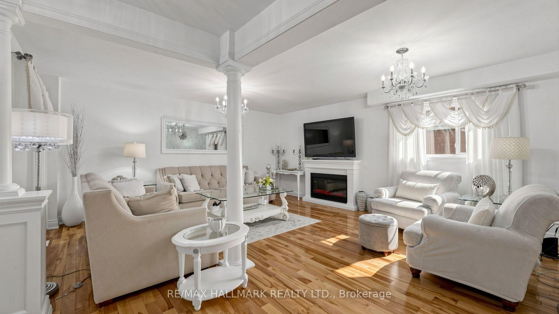 Photo 8 of 25 Wicks Drive, Ajax, Central East — HOMEH