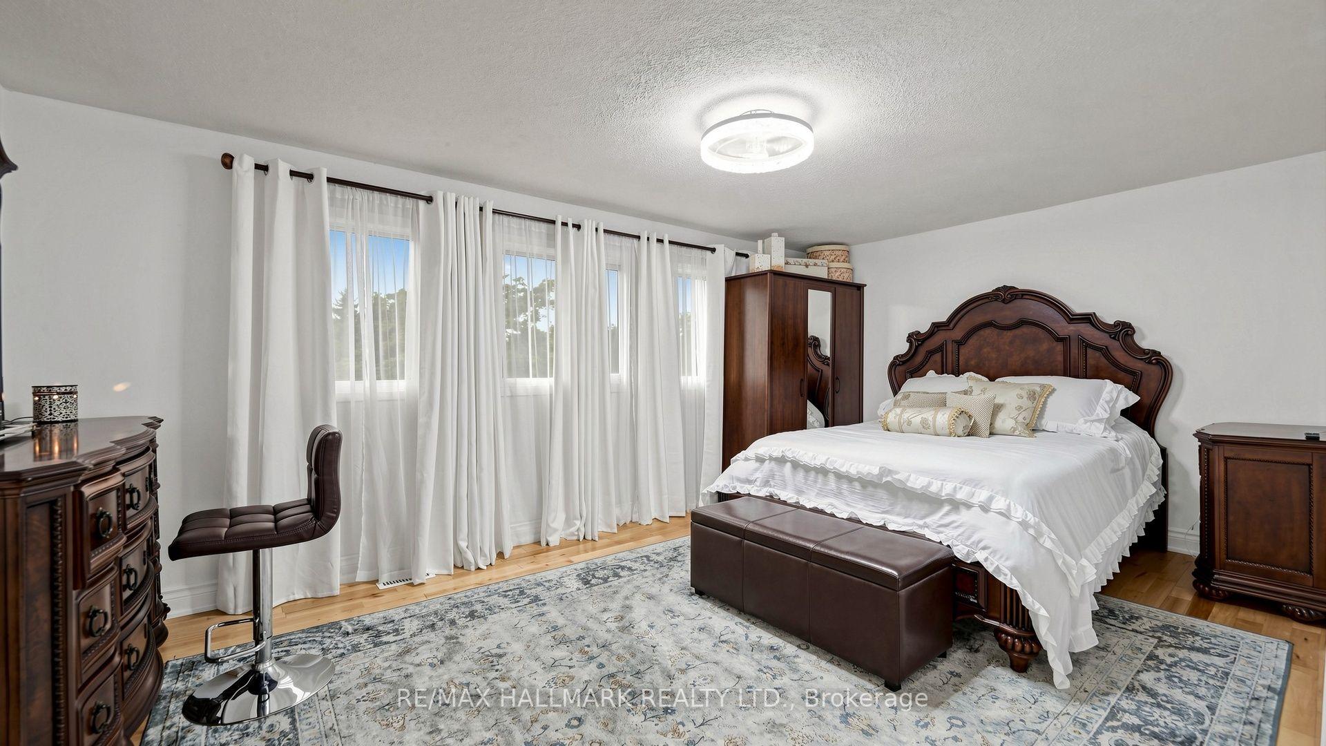 Photo 24 of 25 Wicks Drive, Ajax, Central East — HOMEH