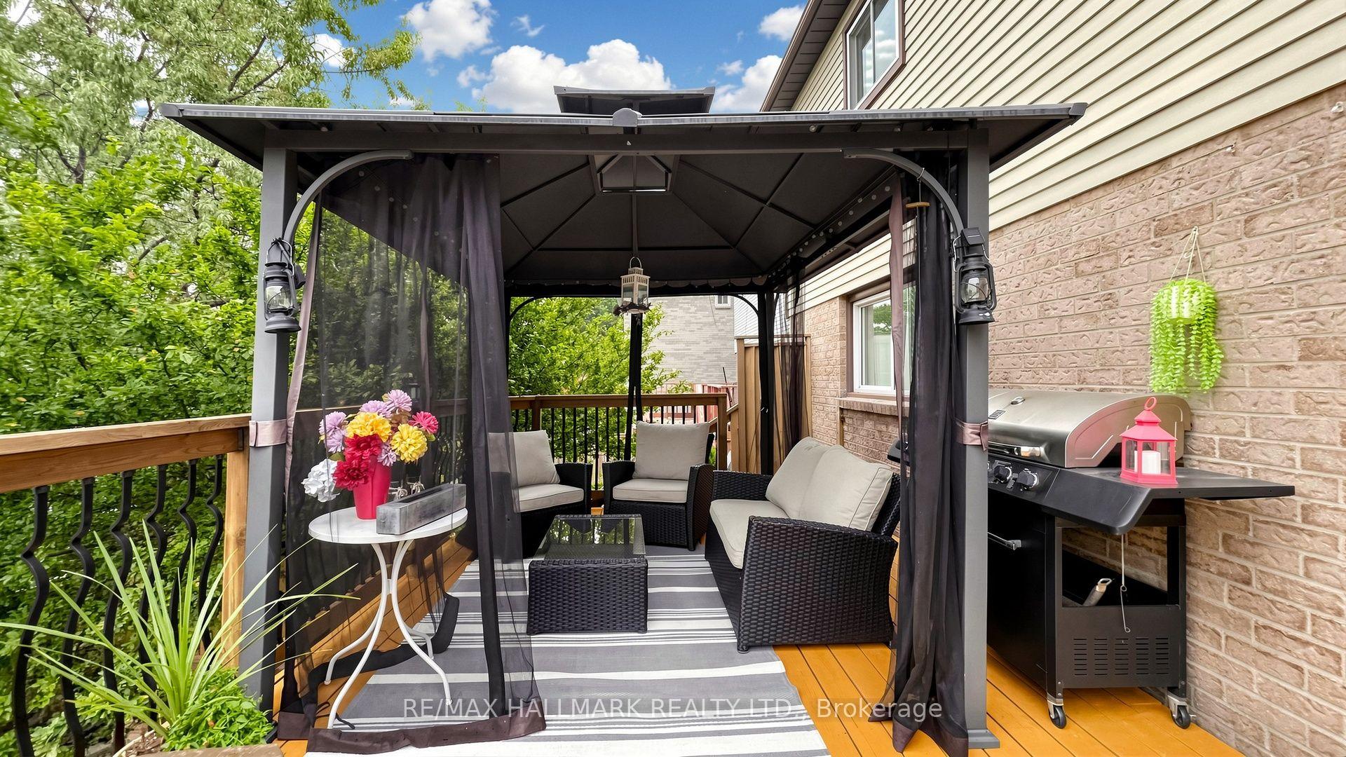 Photo 19 of 25 Wicks Drive, Ajax, Central East — HOMEH