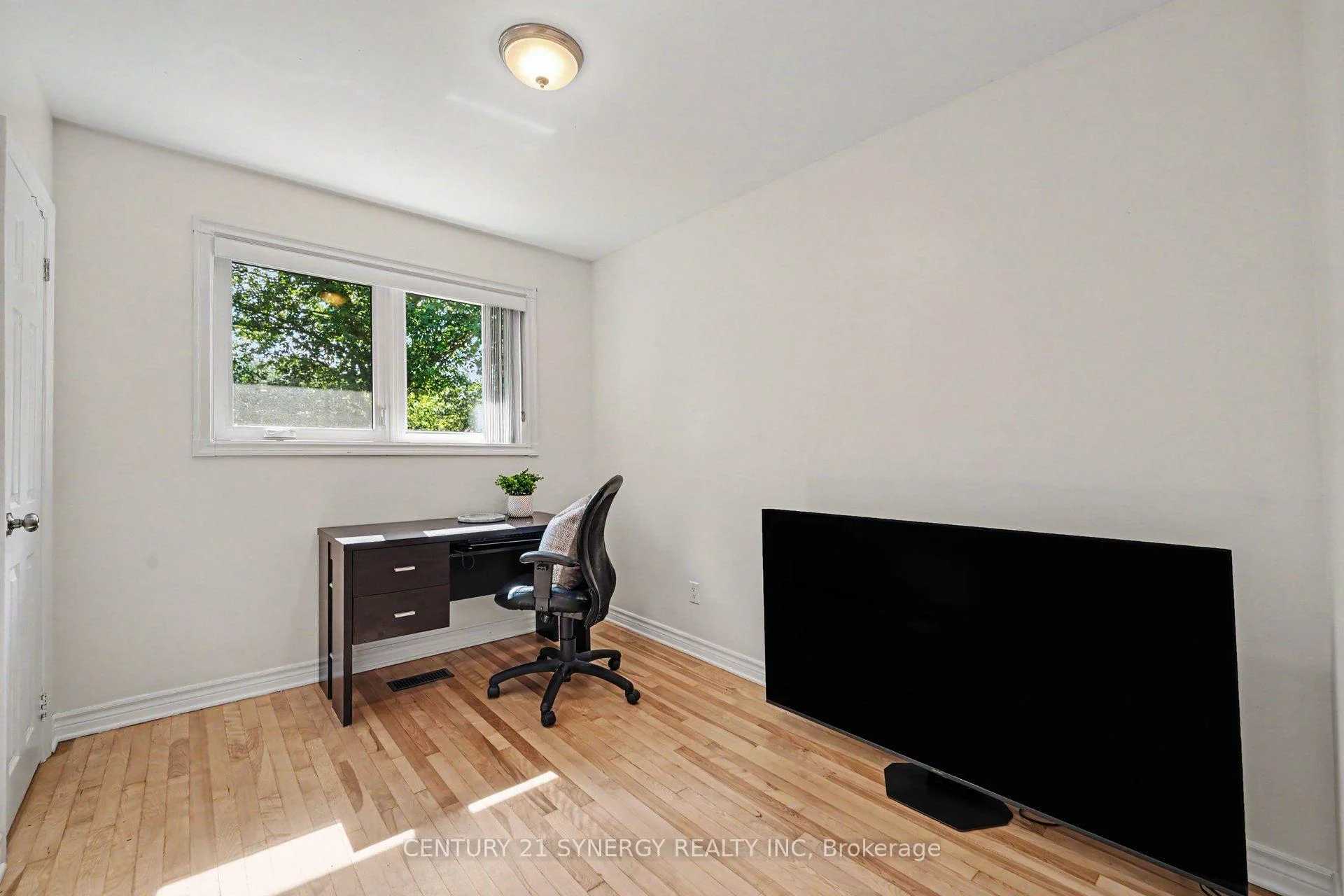 Photo 18 of 1225 Major Street, Ottawa, Bel Air Park — HOMEH