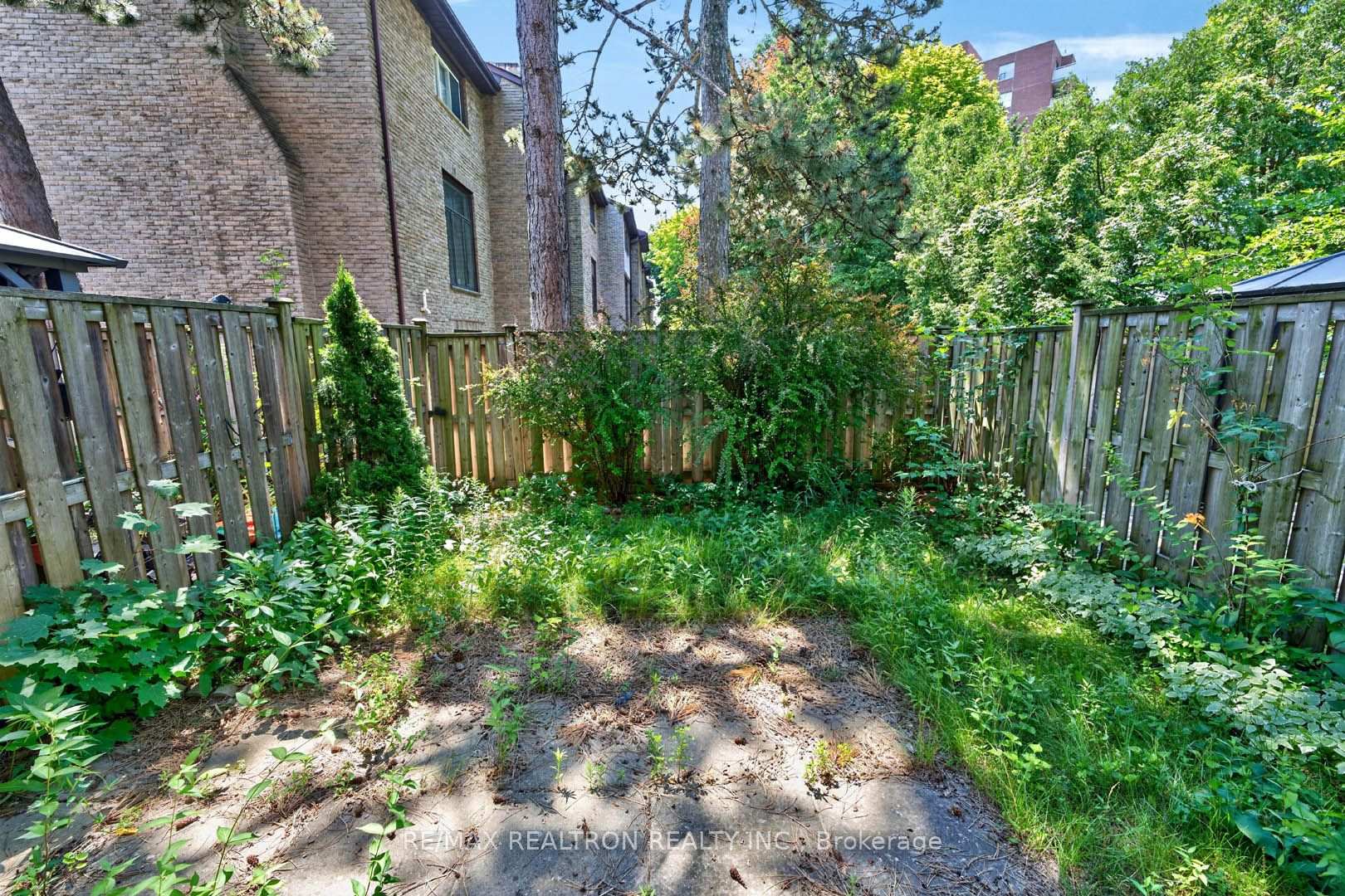 Photo 32 of Unit 36, 100 Burrows Hall Boulevard, Scarborough, Malvern — HOMEH