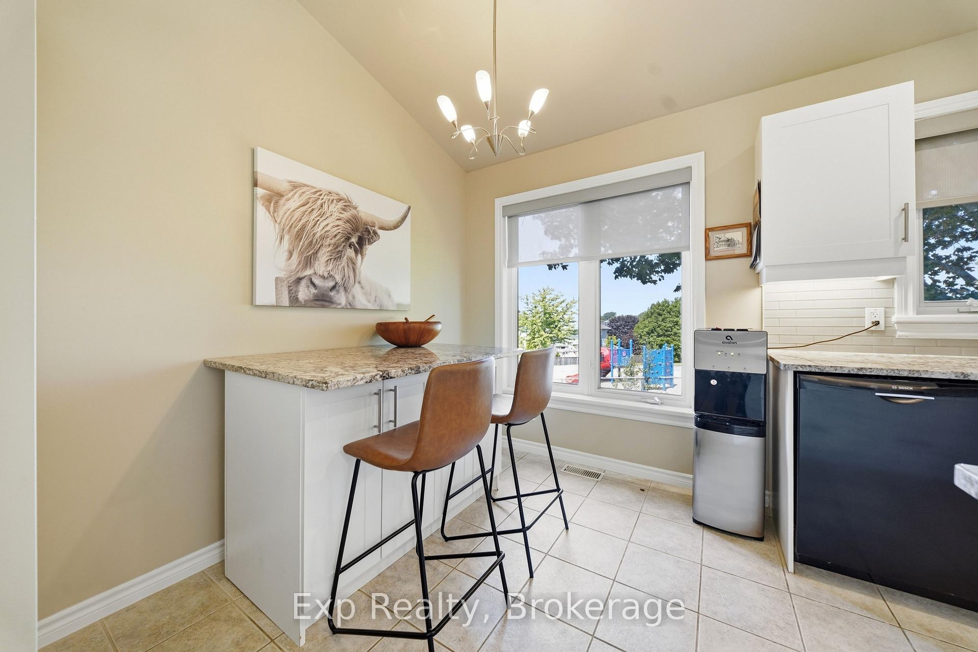 Photo 10 of 704 Millwood Drive, Kingston, City SouthWest — HOMEH