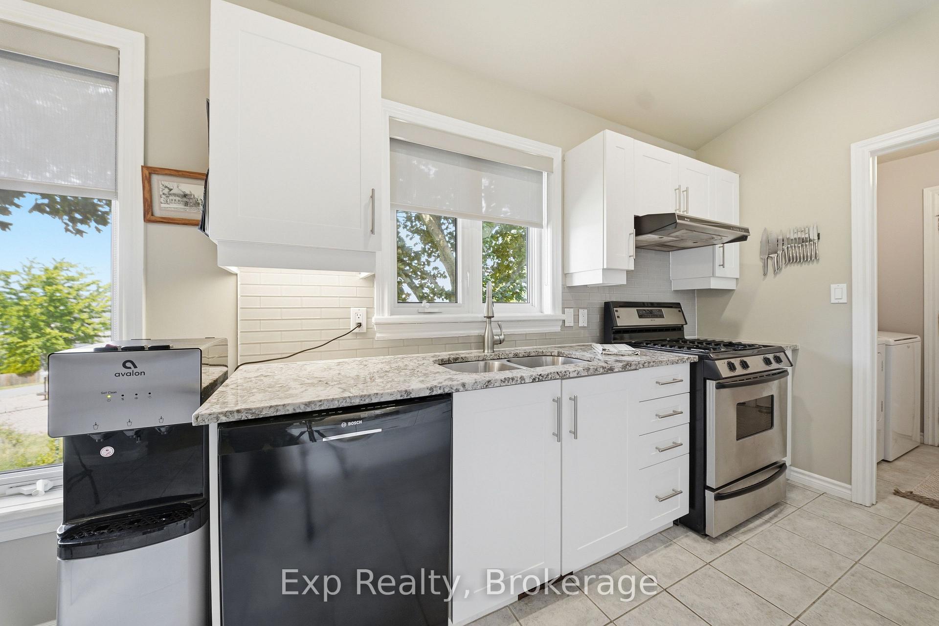 Photo 12 of 704 Millwood Drive, Kingston, City SouthWest — HOMEH