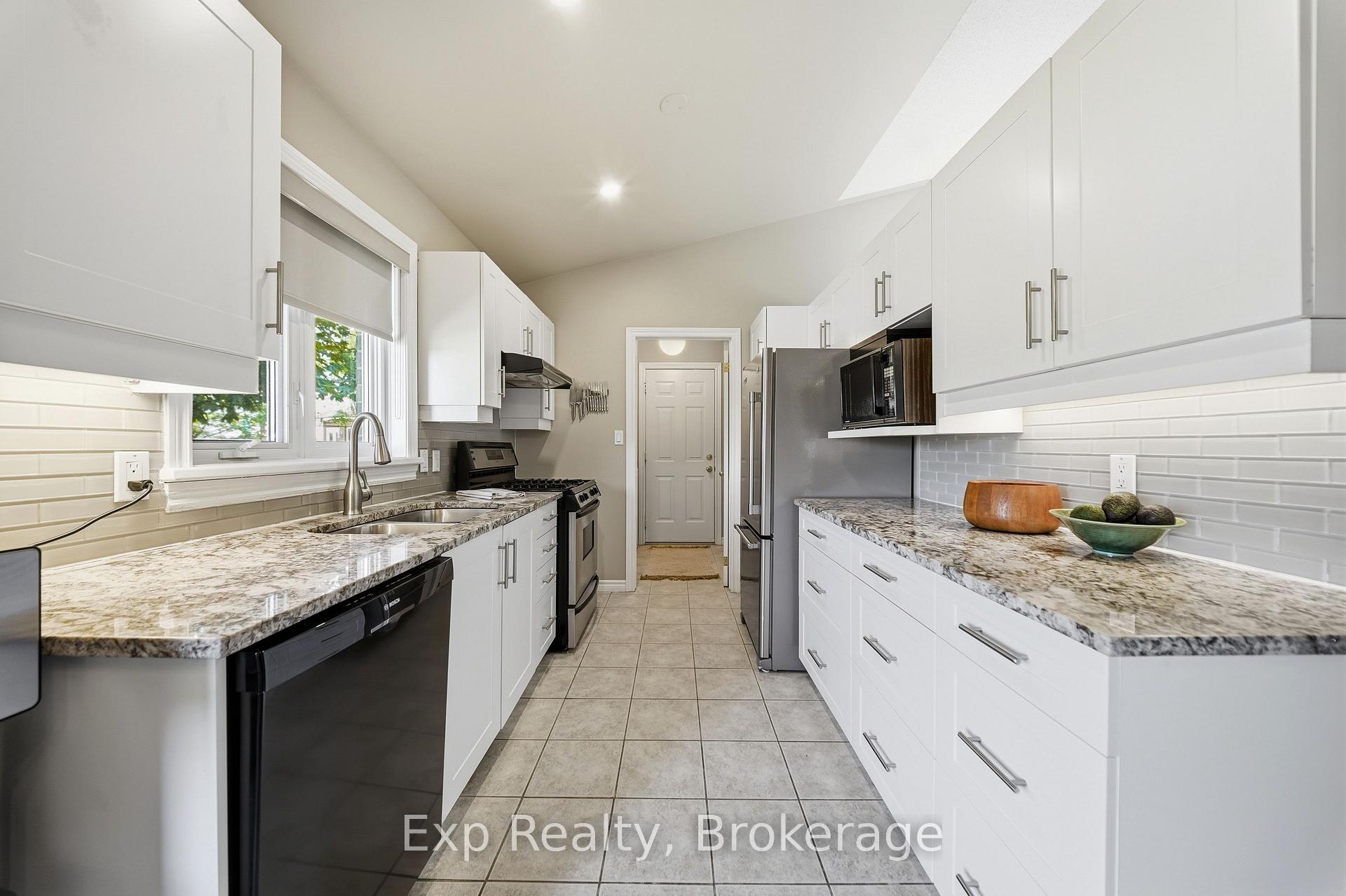 Photo 13 of 704 Millwood Drive, Kingston, City SouthWest — HOMEH