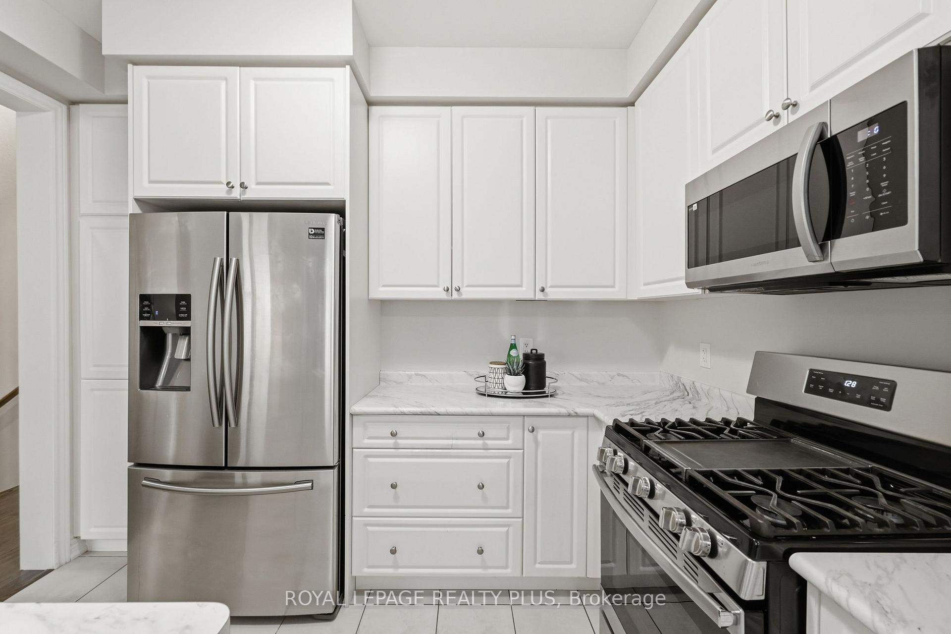 Photo 20 of 1527 Carr Landing, Milton, Ford — HOMEH