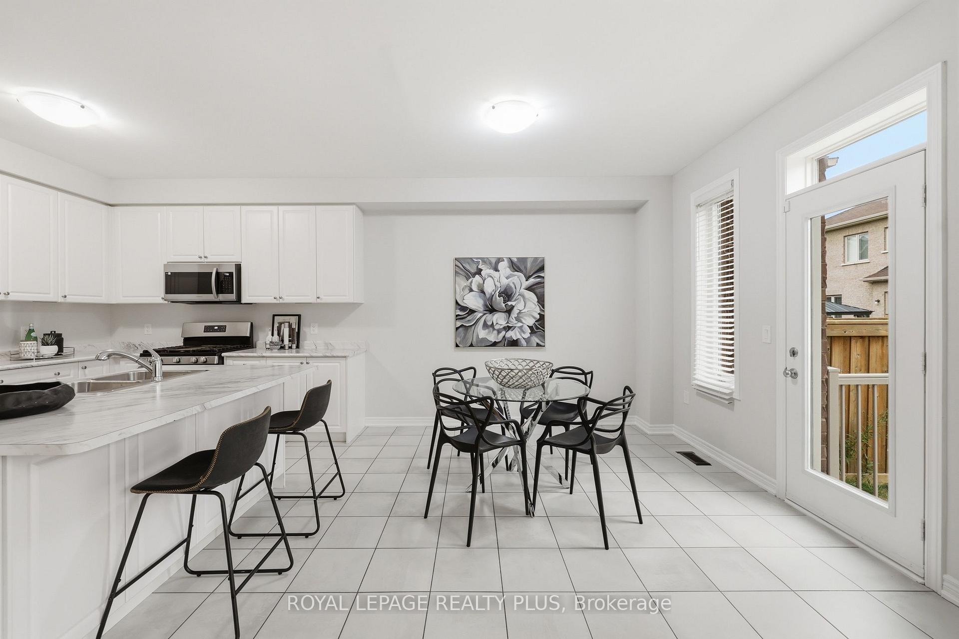 Photo 28 of 1527 Carr Landing, Milton, Ford — HOMEH