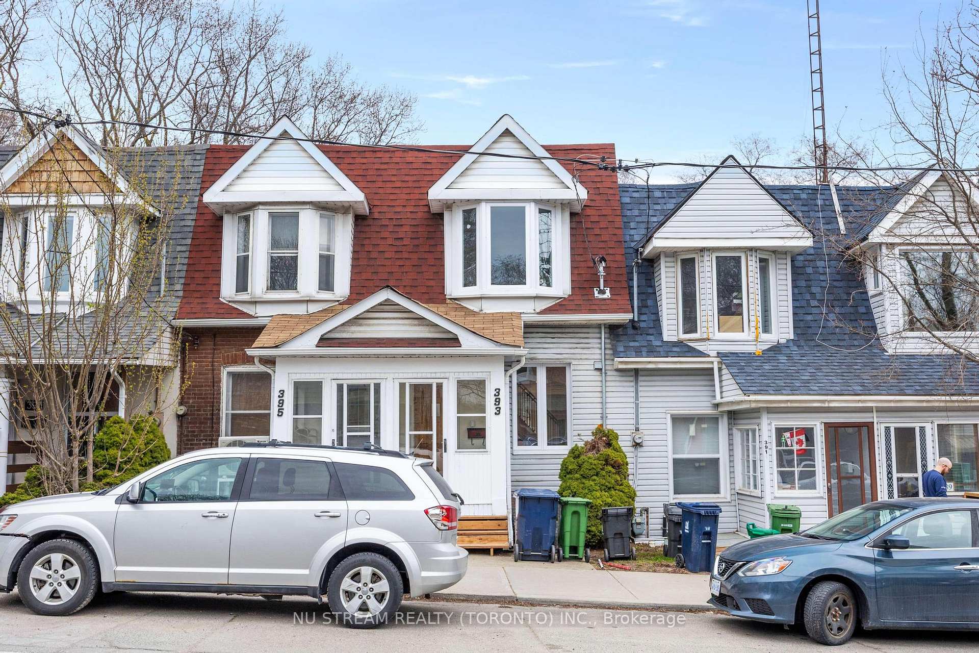 Photo 2 of Unit Lower Unit, 393 Jones Avenue, Toronto, Blake-Jones — HOMEH