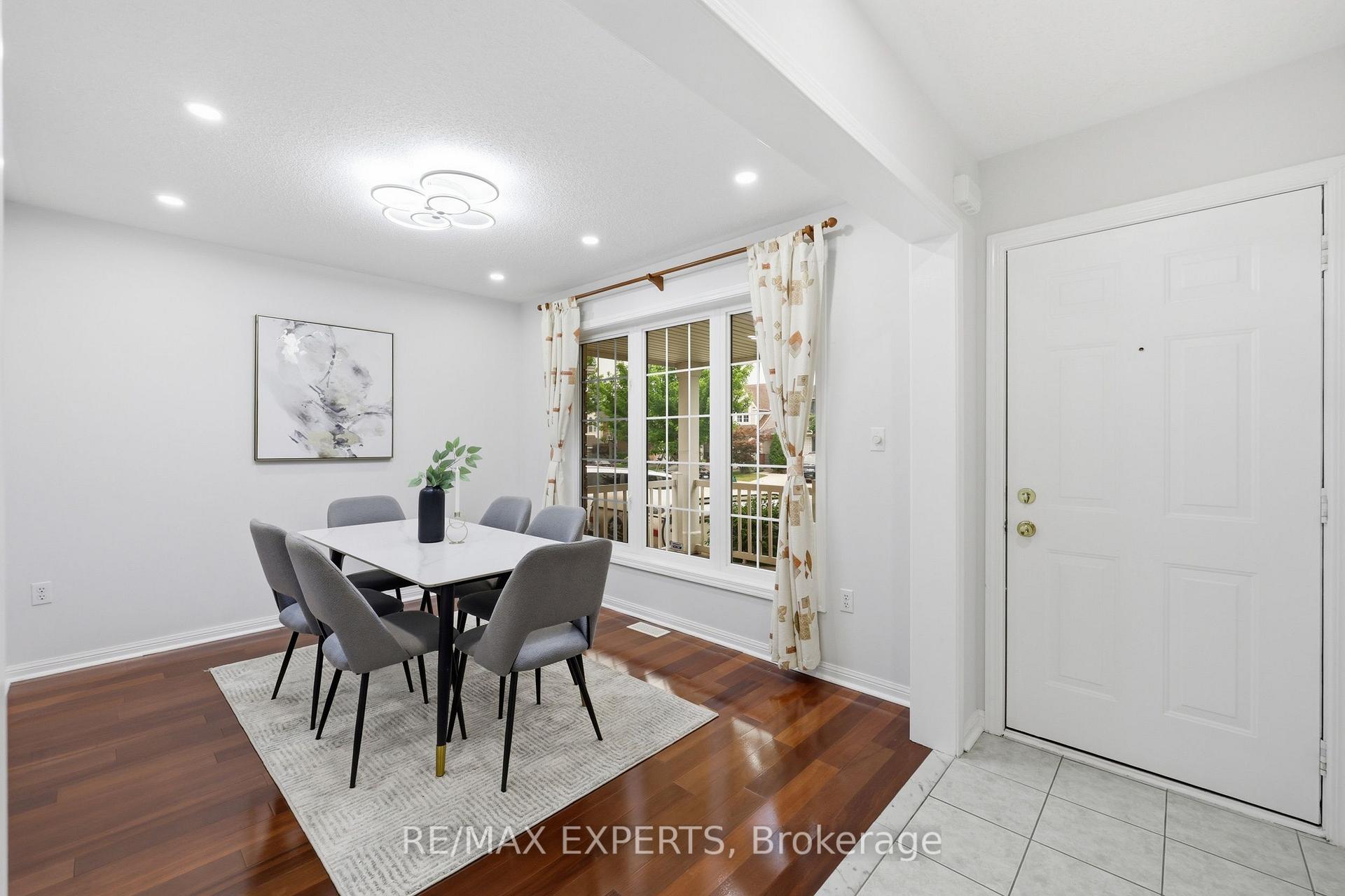 Photo 11 of 554 Caverhill Crescent, Milton, Clarke — HOMEH