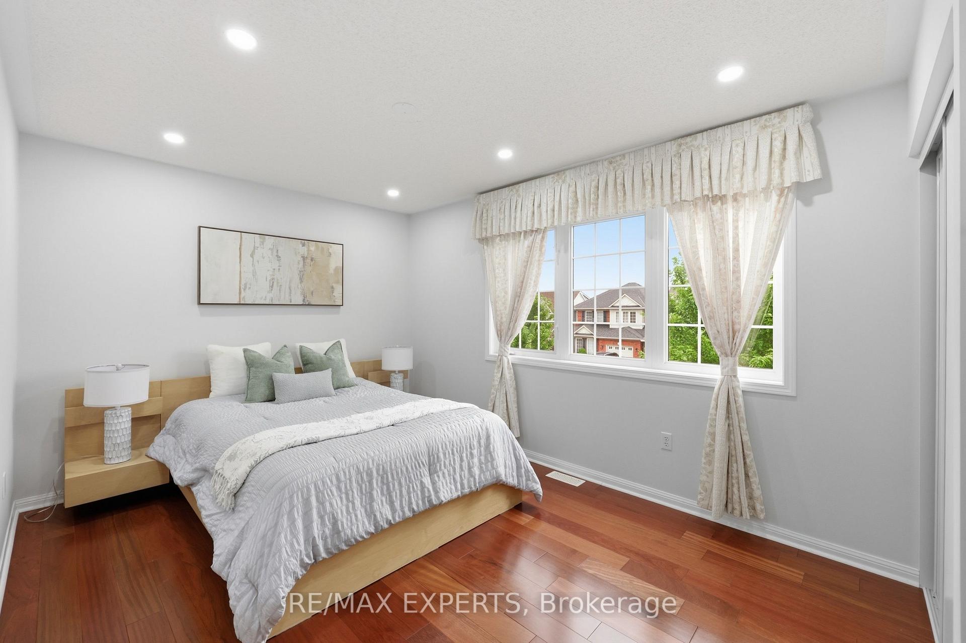 Photo 14 of 554 Caverhill Crescent, Milton, Clarke — HOMEH