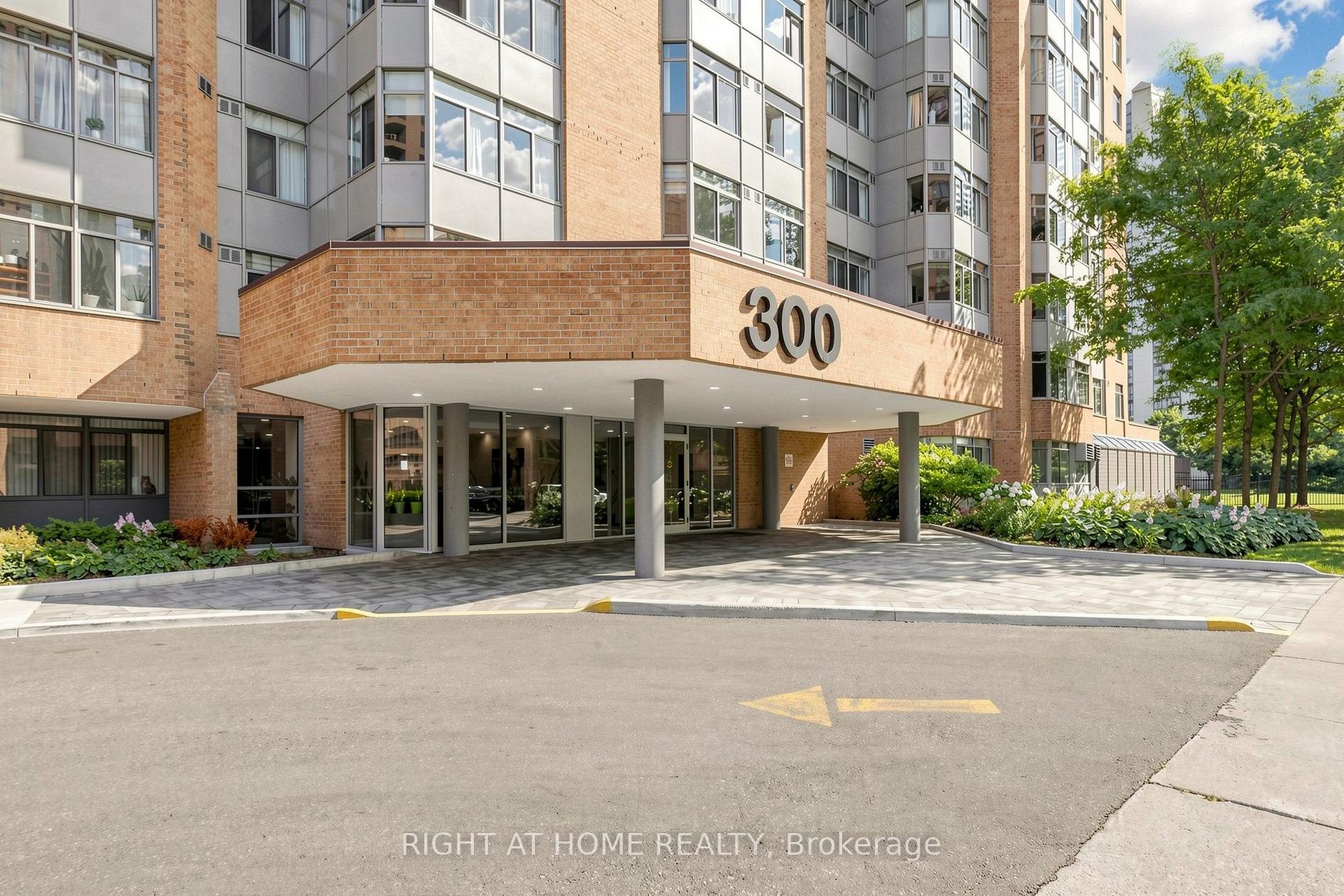 Photo 46 of Unit PH9, 300 Webb Drive, Mississauga, City Centre — HOMEH