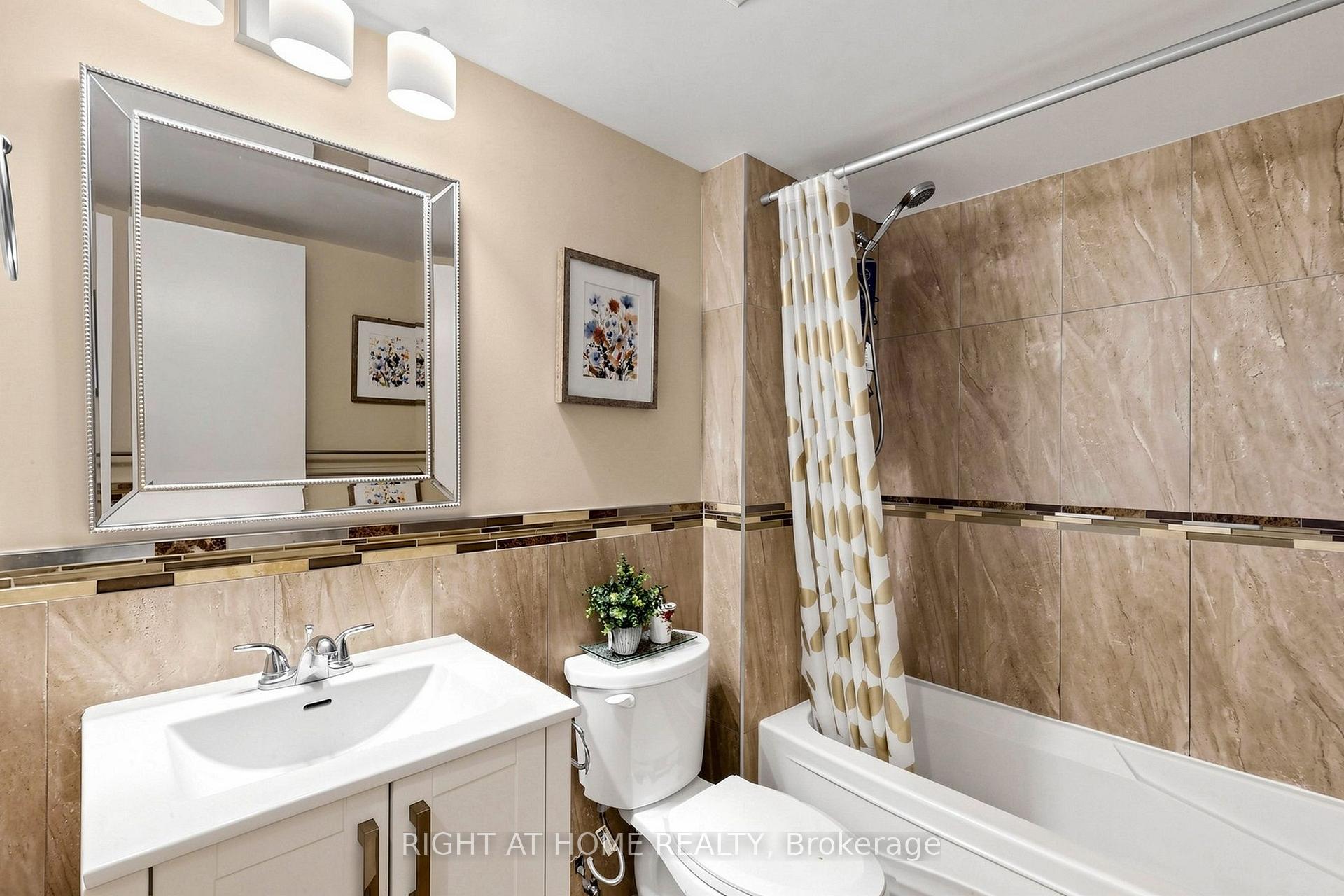 Photo 22 of Unit PH9, 300 Webb Drive, Mississauga, City Centre — HOMEH
