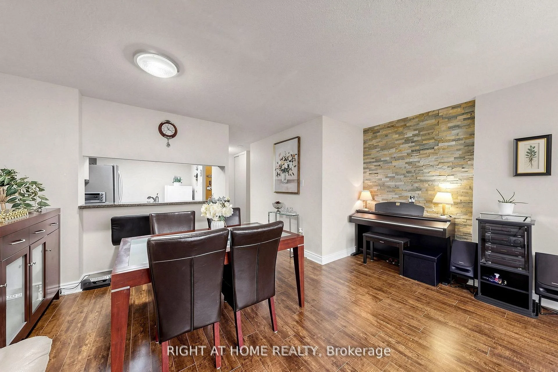 Photo 23 of Unit PH9, 300 Webb Drive, Mississauga, City Centre — HOMEH
