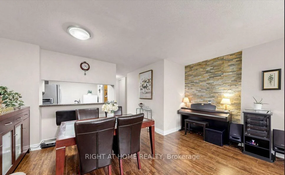 Photo 48 of Unit PH9, 300 Webb Drive, Mississauga, City Centre — HOMEH