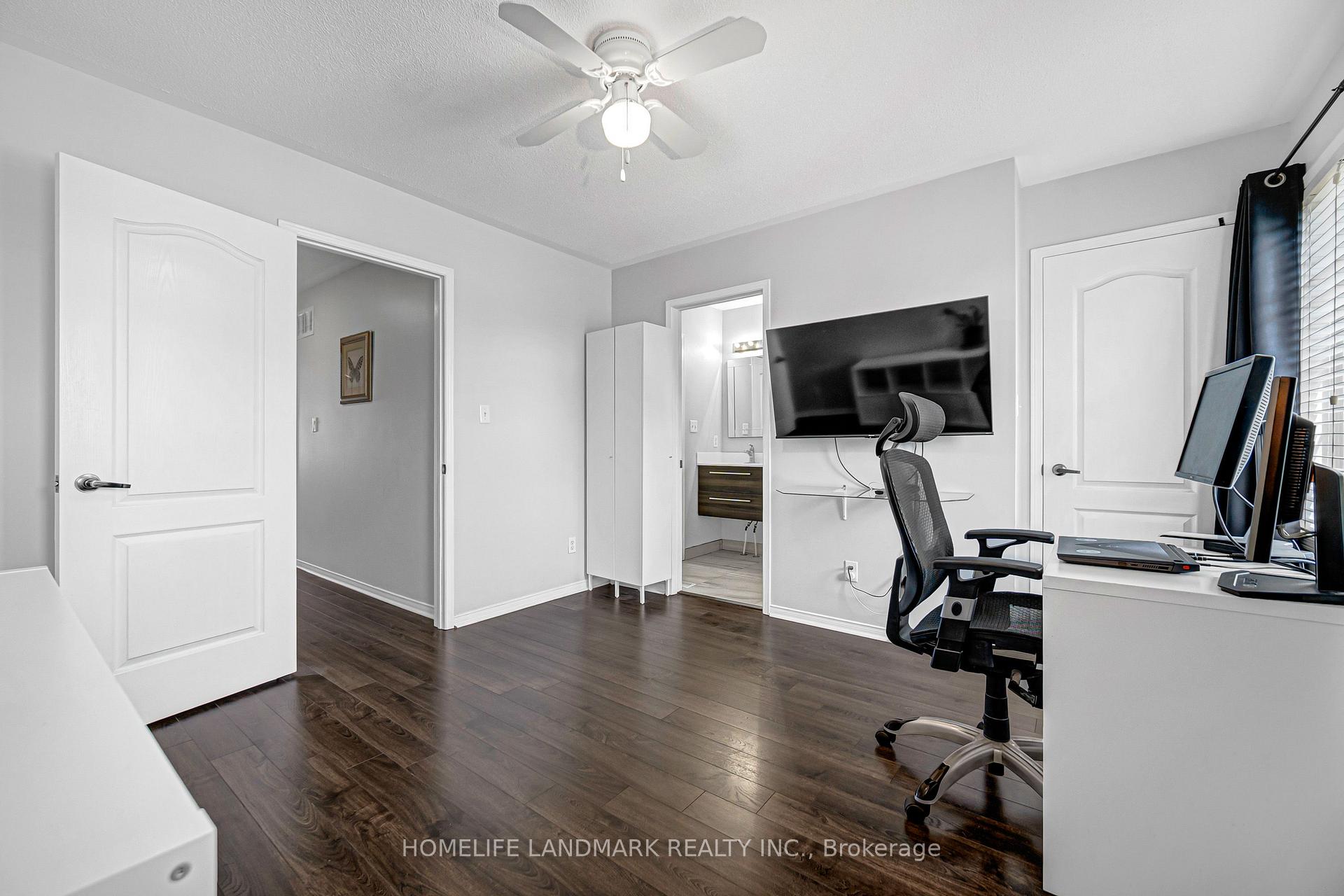 Photo 26 of 293 Murray Ross Parkway, North York, York University Heights — HOMEH