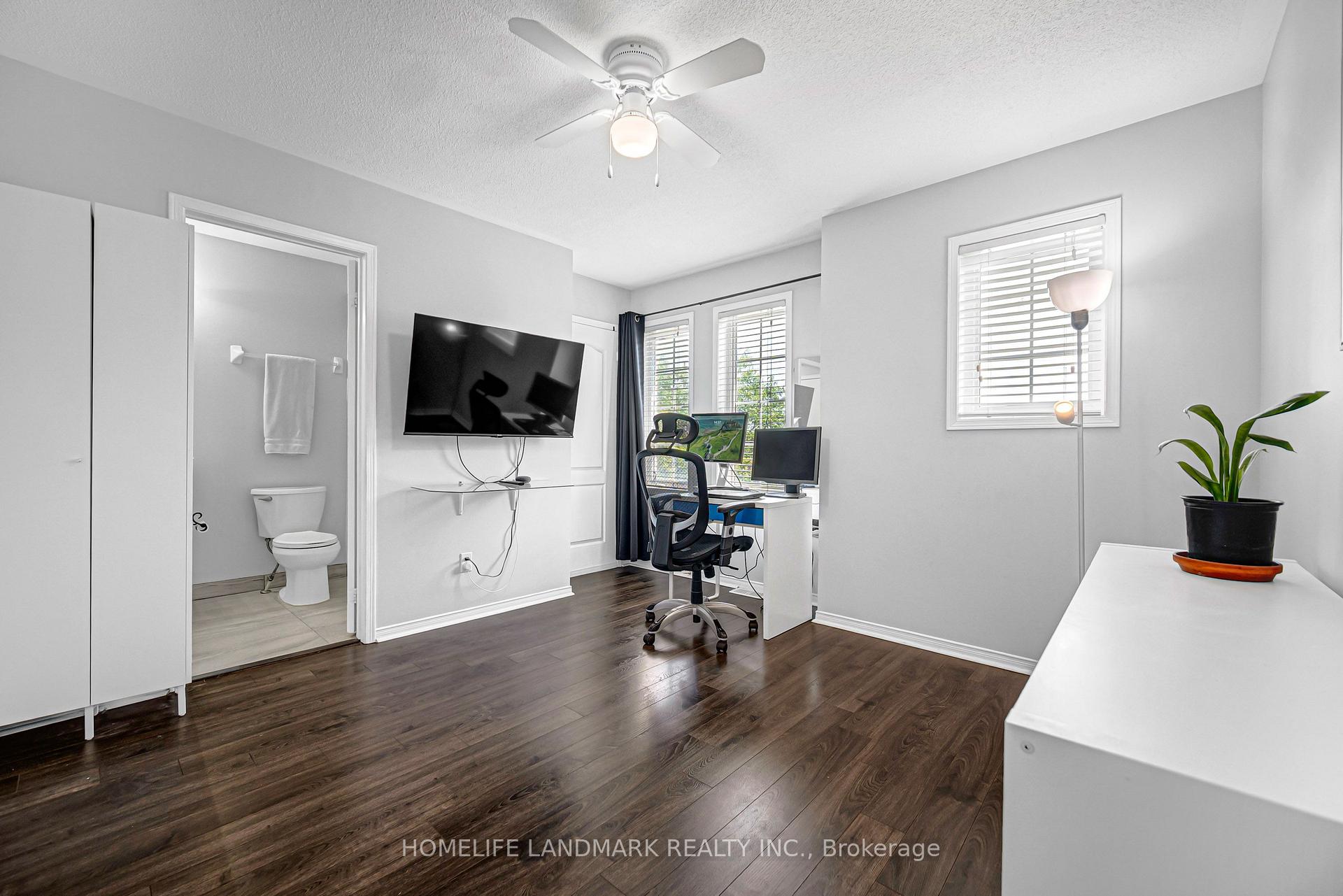 Photo 27 of 293 Murray Ross Parkway, North York, York University Heights — HOMEH