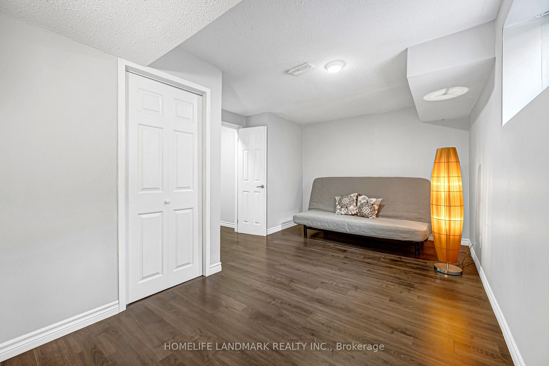 Photo 30 of 293 Murray Ross Parkway, North York, York University Heights — HOMEH