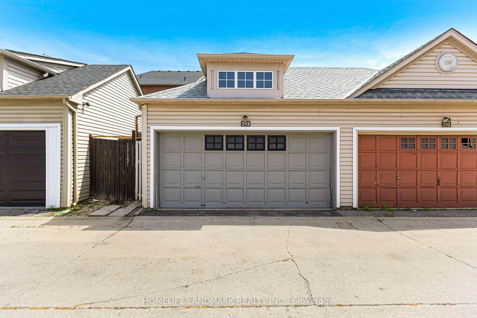 Photo 40 of 293 Murray Ross Parkway, North York, York University Heights — HOMEH