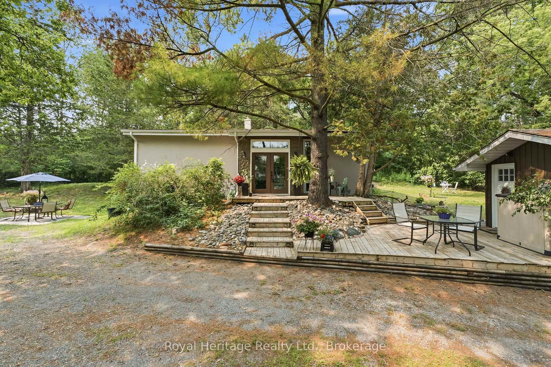 Front of 30 Stockdale Road