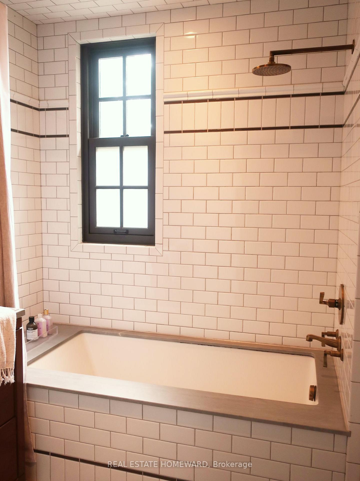 Photo 28 of 45 Grant Street, Toronto, South Riverdale — HOMEH